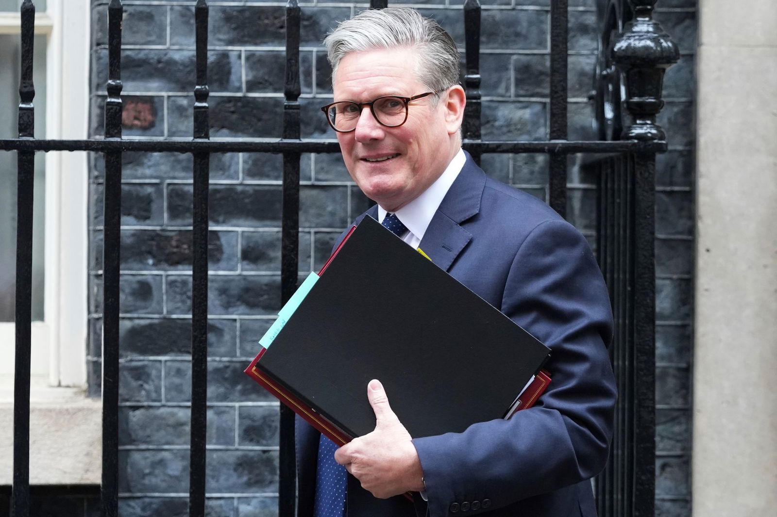 Der britische Premier Keir Starmer wird die verschärften Regeln bei einer Pressekonferenz erläutern. (Archivfoto)