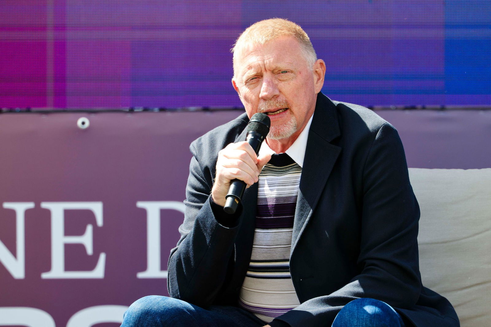 Boris Becker traut Alexander Zverev in Paris trotz Formkrise viel zu.