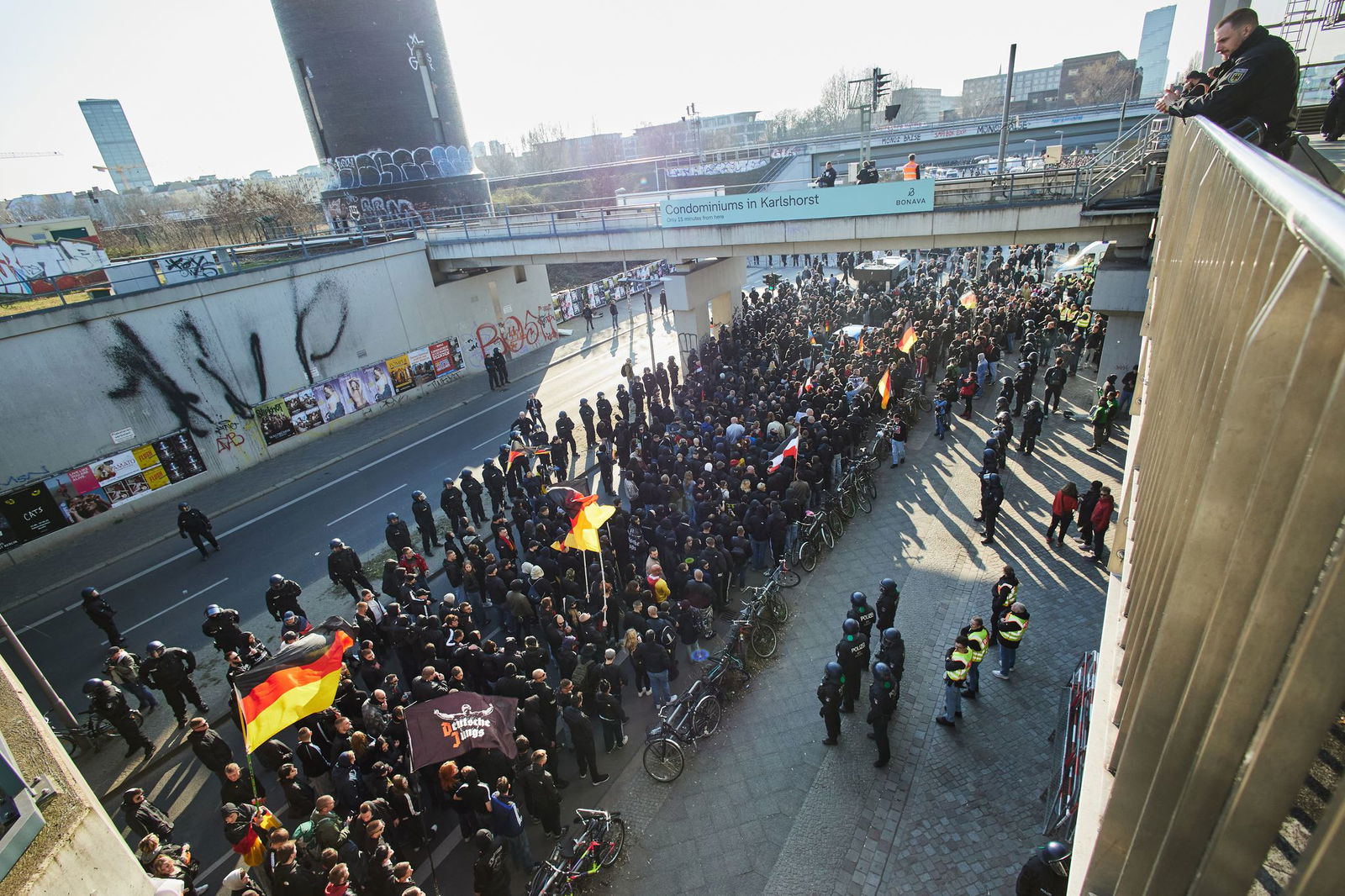 Demonstrationen von Rechtsextremisten waren zuletzt häufiger von Gegendemonstrationen begleitet. (Archivfoto)
