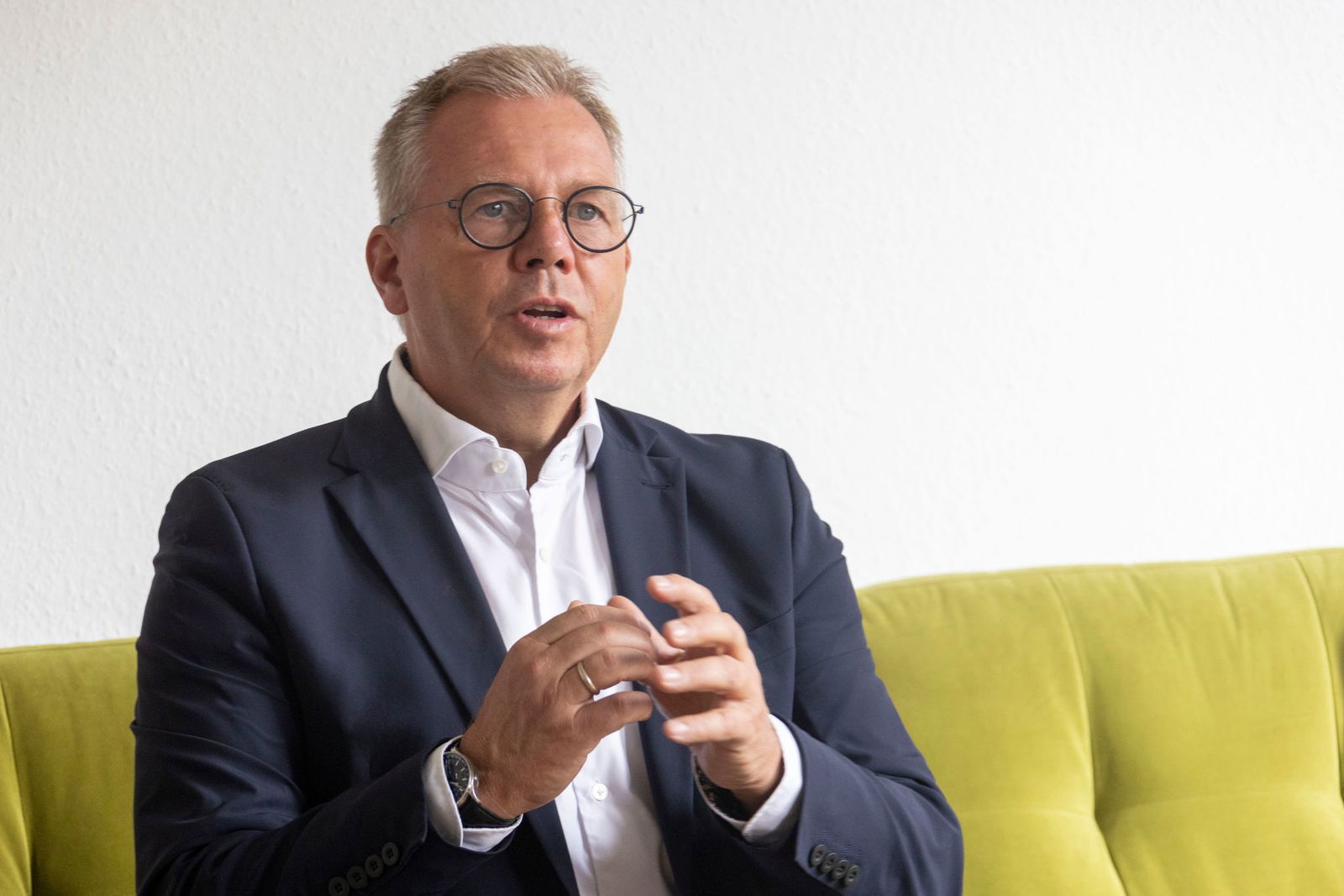 Unternehmen klagen besonders über hohe bürokratische Hürden, sagt LVU-Präsident Johannes Heger. (Archivbild)