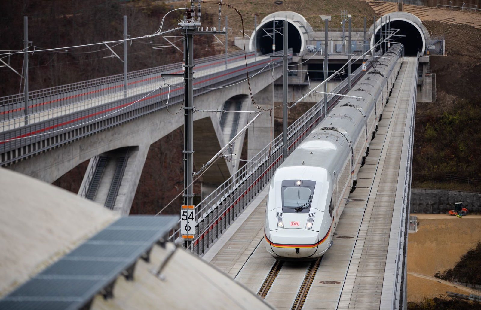 Wegen Bauarbeiten ist Geduld gefragt bei allen Bahnreisenden zwischen Wendlingen und Ulm.(Archivbild) 