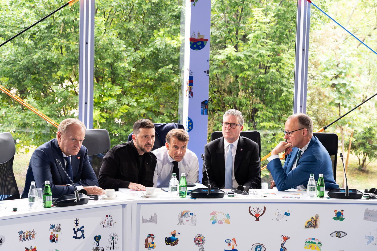 So sah es aus, als Merz, Macron und Starmer am Freitag mit Trump telefonierten. (Archivbild)