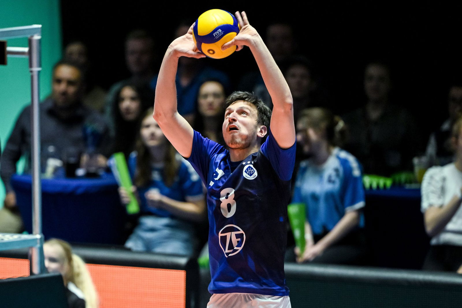 Der Serbe Aleksa Batak spielt weiter für den VfB Friedrichshafen.