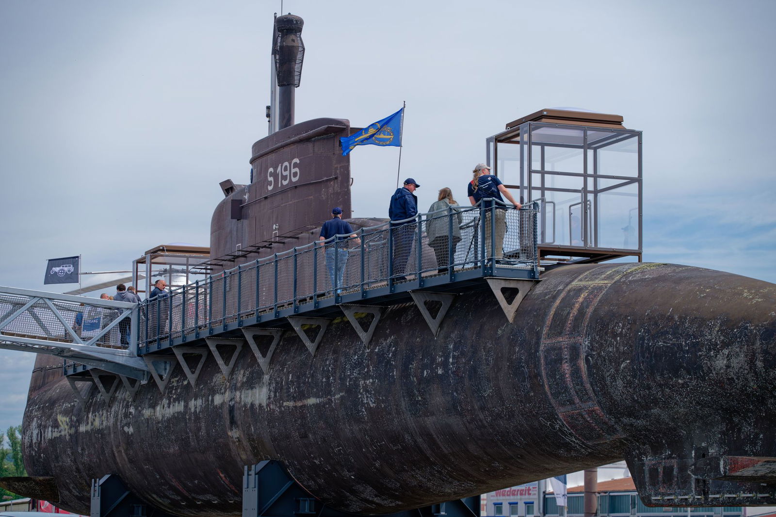 Bis zum frühen Nachmittag kamen laut Museum bereits mehr als 2.000 Besucher ins Museum. 