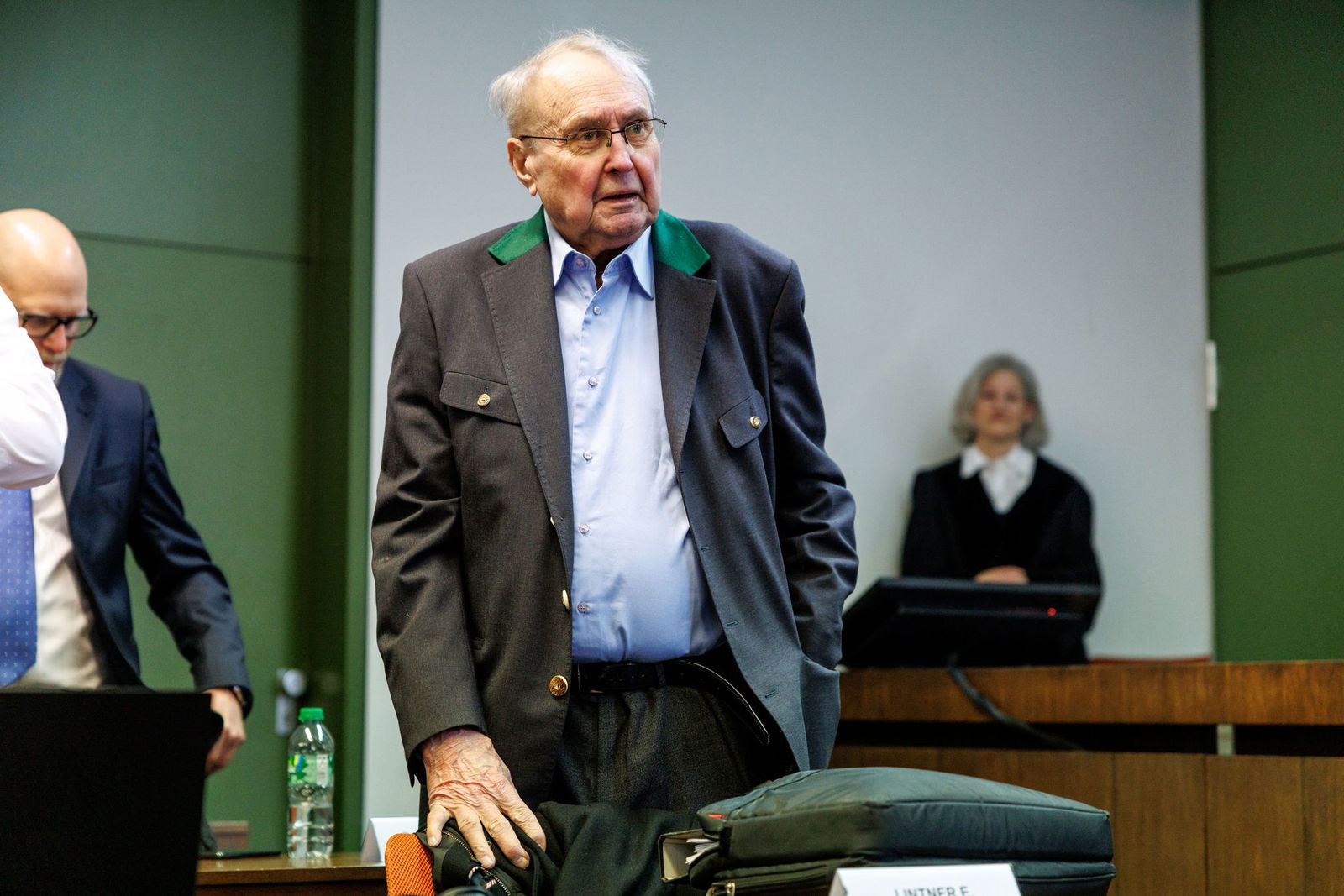 Der ehemalige CSU-Bundestagsabgeordnete Eduard Lintner aus Unterfranken hat ein Geständnis abgelegt. (Archiv)