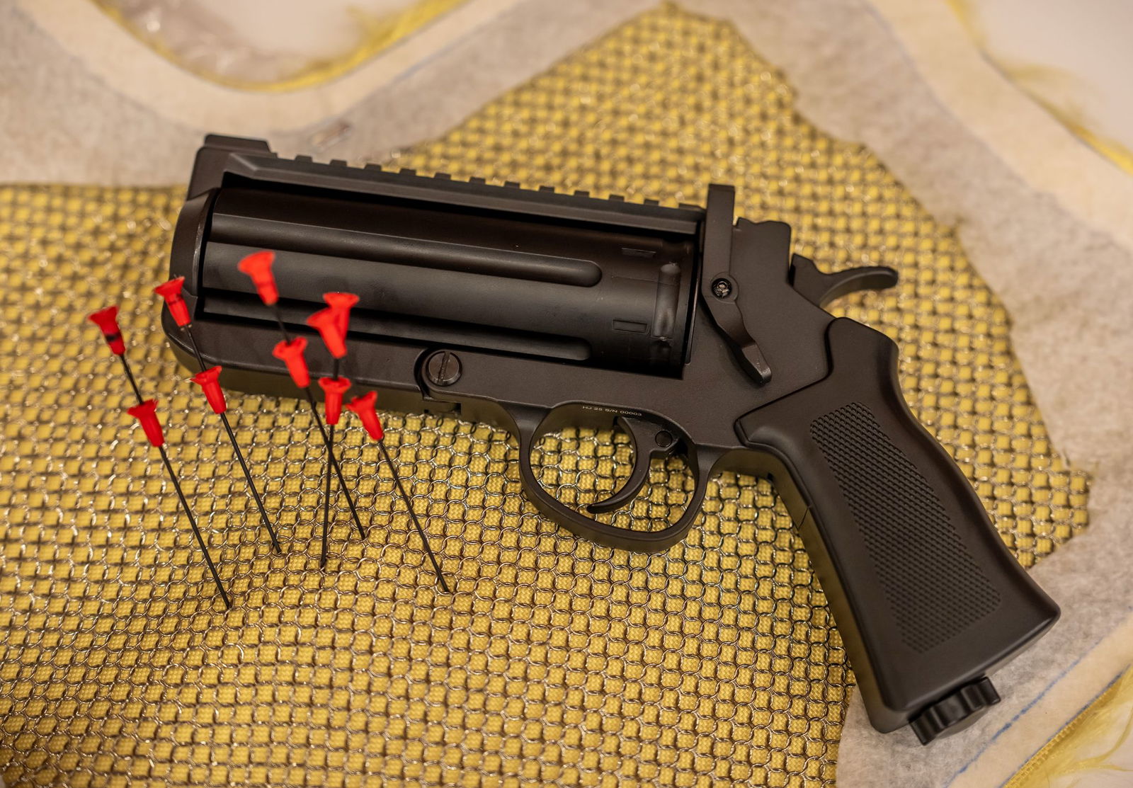 So sieht der Nadelrevolver aus. 