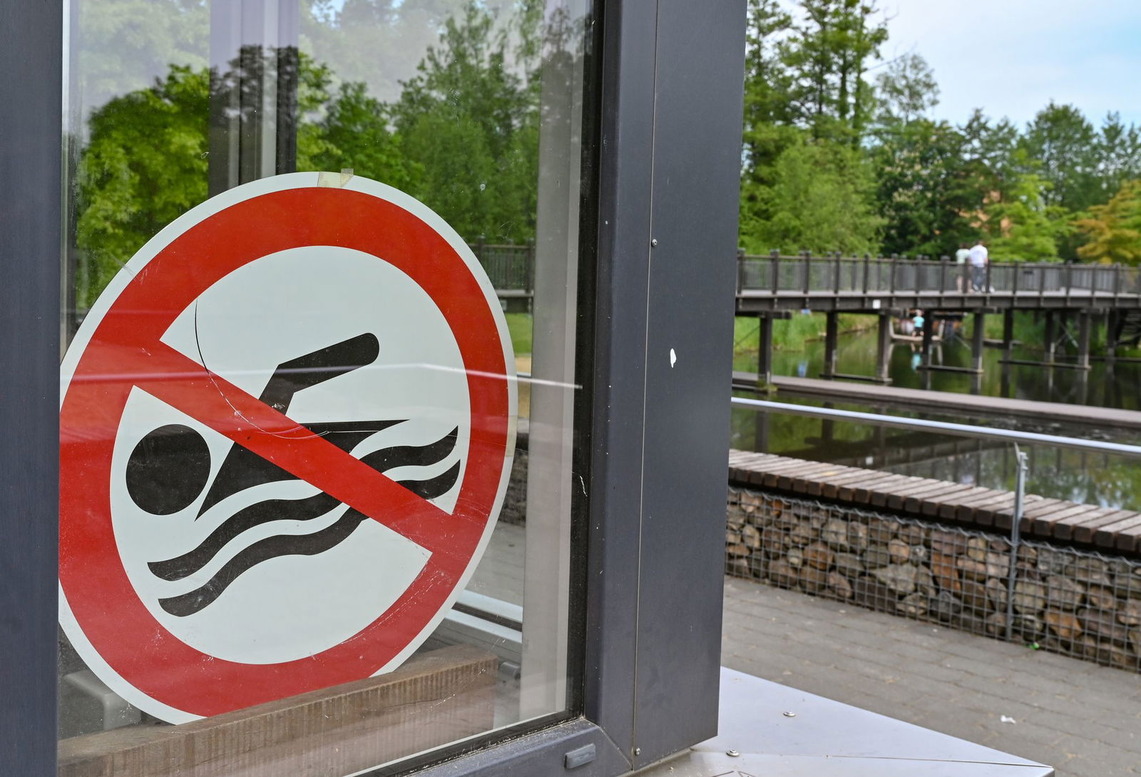 Nur wenige Badestellen wurde eine mangelhafte Wasserqualität bescheinigt. (Symbolbild)
