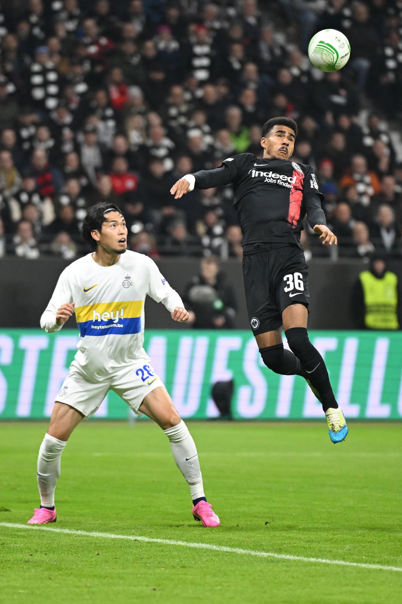 Koki Machida (l) wechselt in die Bundesliga zur TSG Hoffenheim.