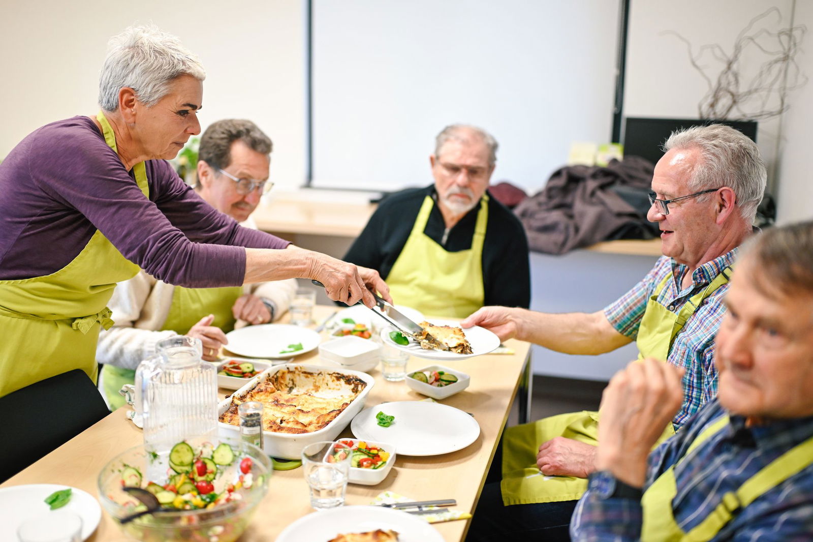Offiziell heißt der Termin «Das Leben wieder schmecken: Kochkurs für trauernde Männer»