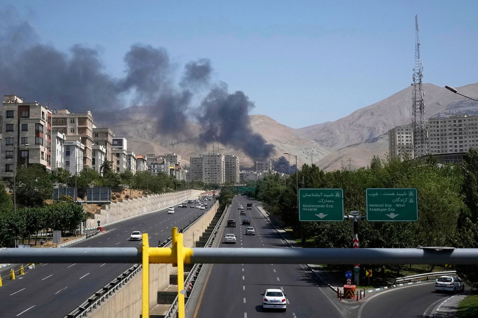 Nach den israelischen Angriffen hatten viele Menschen Teheran verlassen. (Archivbild)
