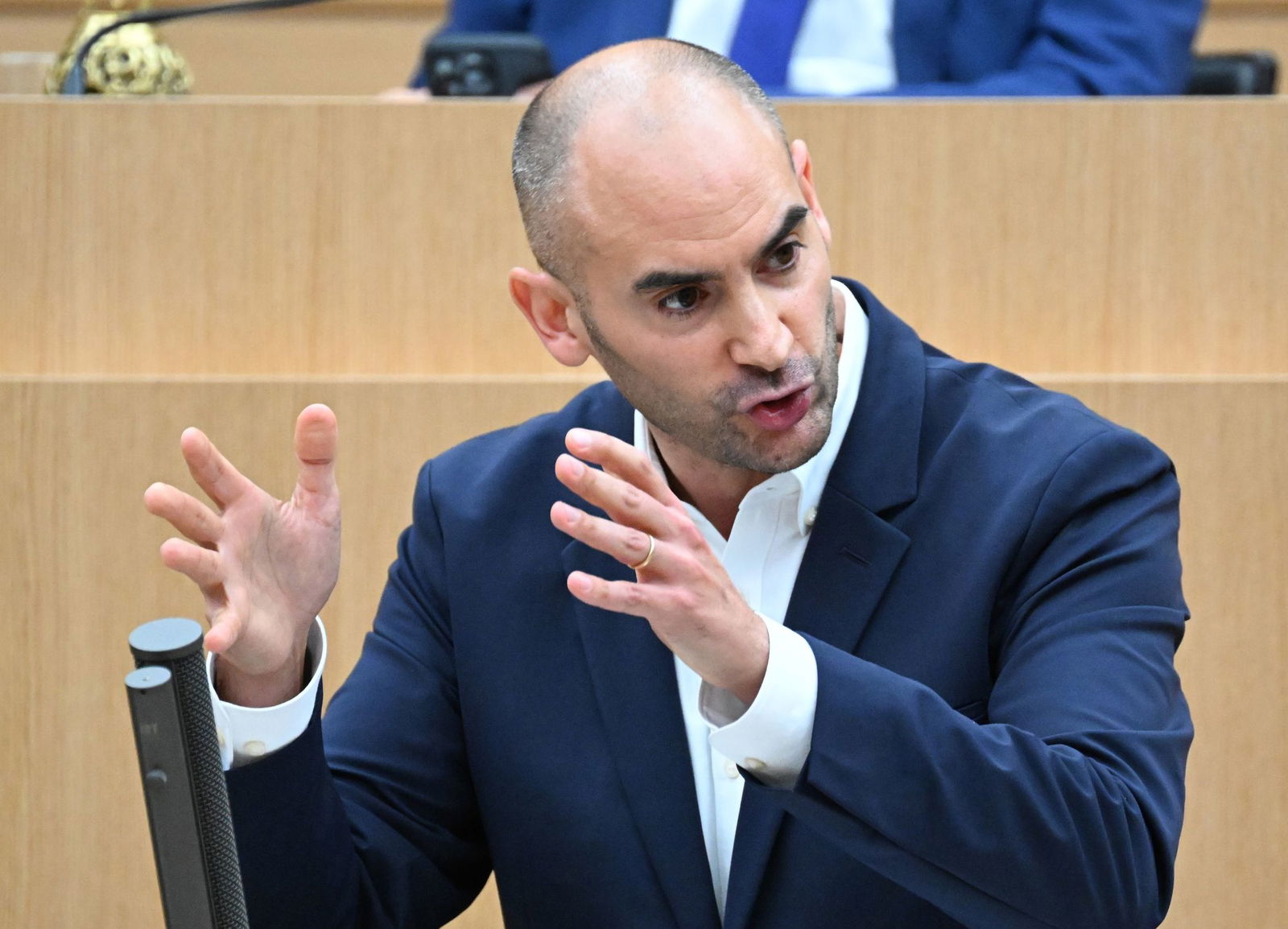 Danyal Bayaz hat selbst studiert: Er ist Diplom-Kommunikationswissenschaftler. 