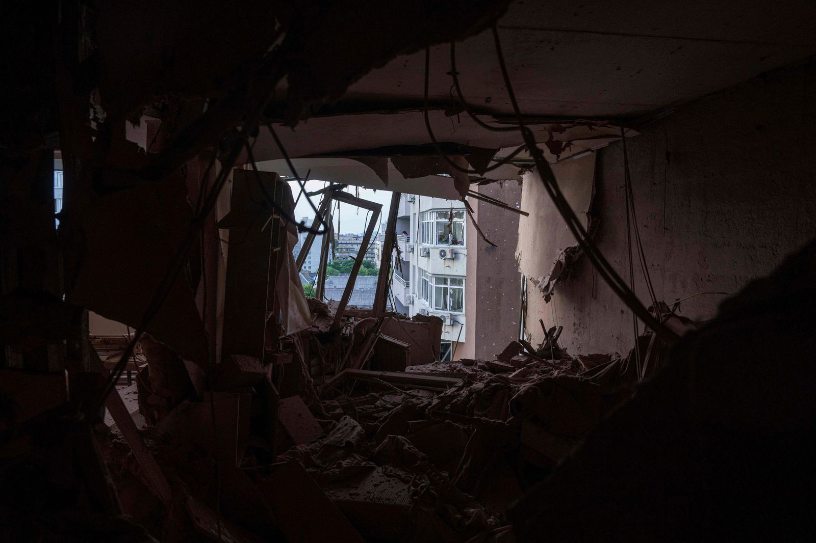 Immer wieder greift Russland auch Kiew an.