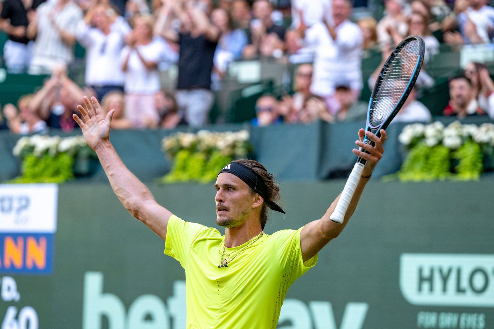 Alexander Zverev erreichte vor Wimbledon das Endspiel in Stuttgart und das Halbfinale von Halle.