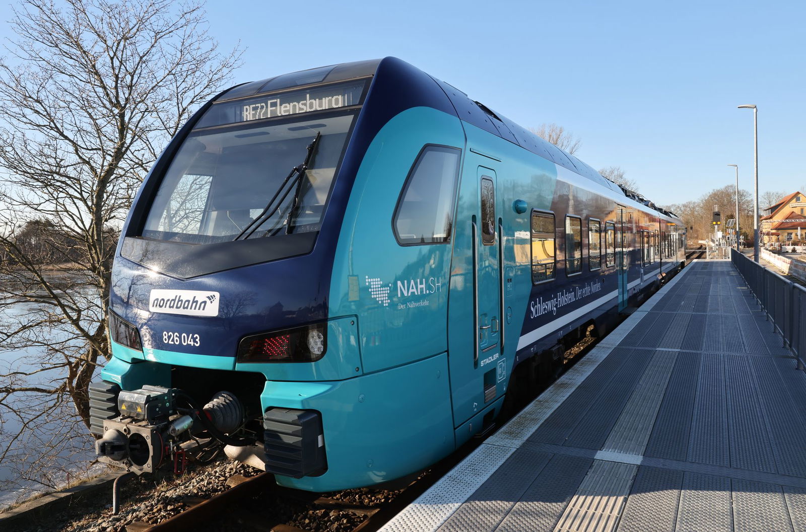 Durch Schleswig-Holstein rollen die Akkuzüge schon, künftig soll das in der Pfalz auch der Fall sein. (Archivfoto)