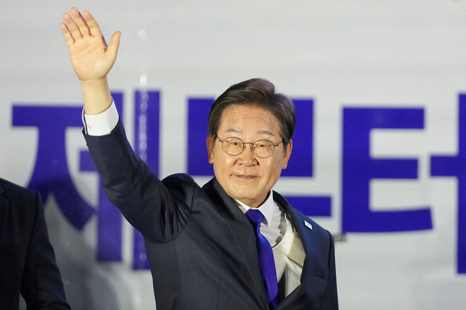 Die Südkoreaner haben nach einer mehrmonatigen Staatskrise über ein neues Staatsoberhaupt entschieden.