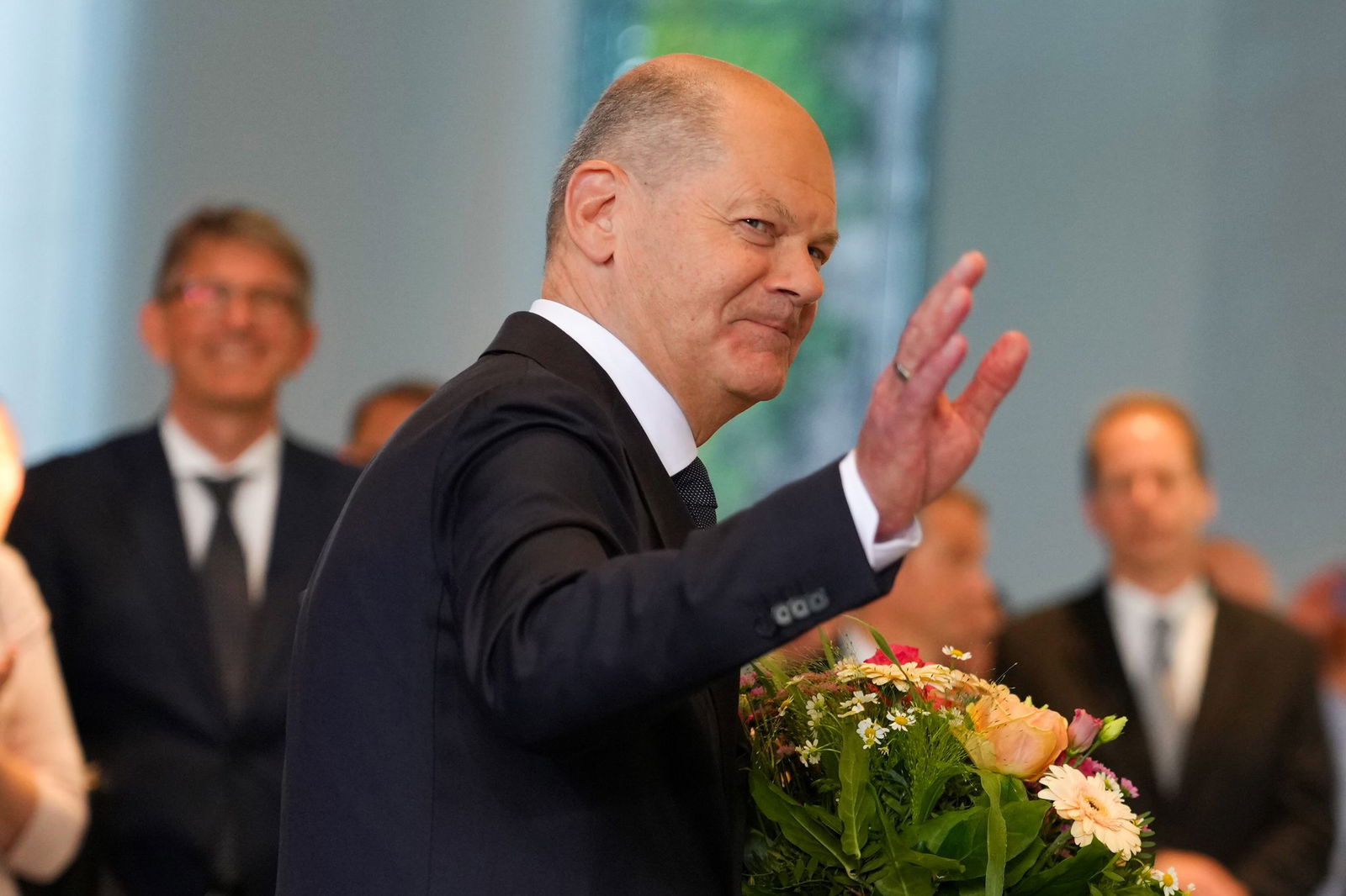 Scholz hat sich aus dem Kanzleramt verabschiedet - soll aber weiter ein Büro und Mitarbeiter haben. (Archivbild)