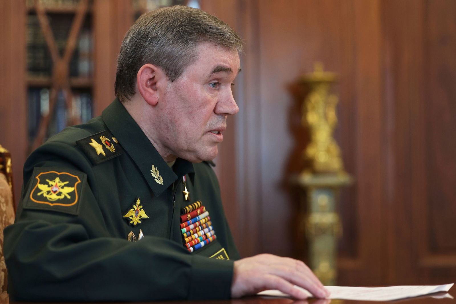 Russlands Generalstabschef Gerassimow soll ins Frontgebiet gereist sein. (Archivbild)