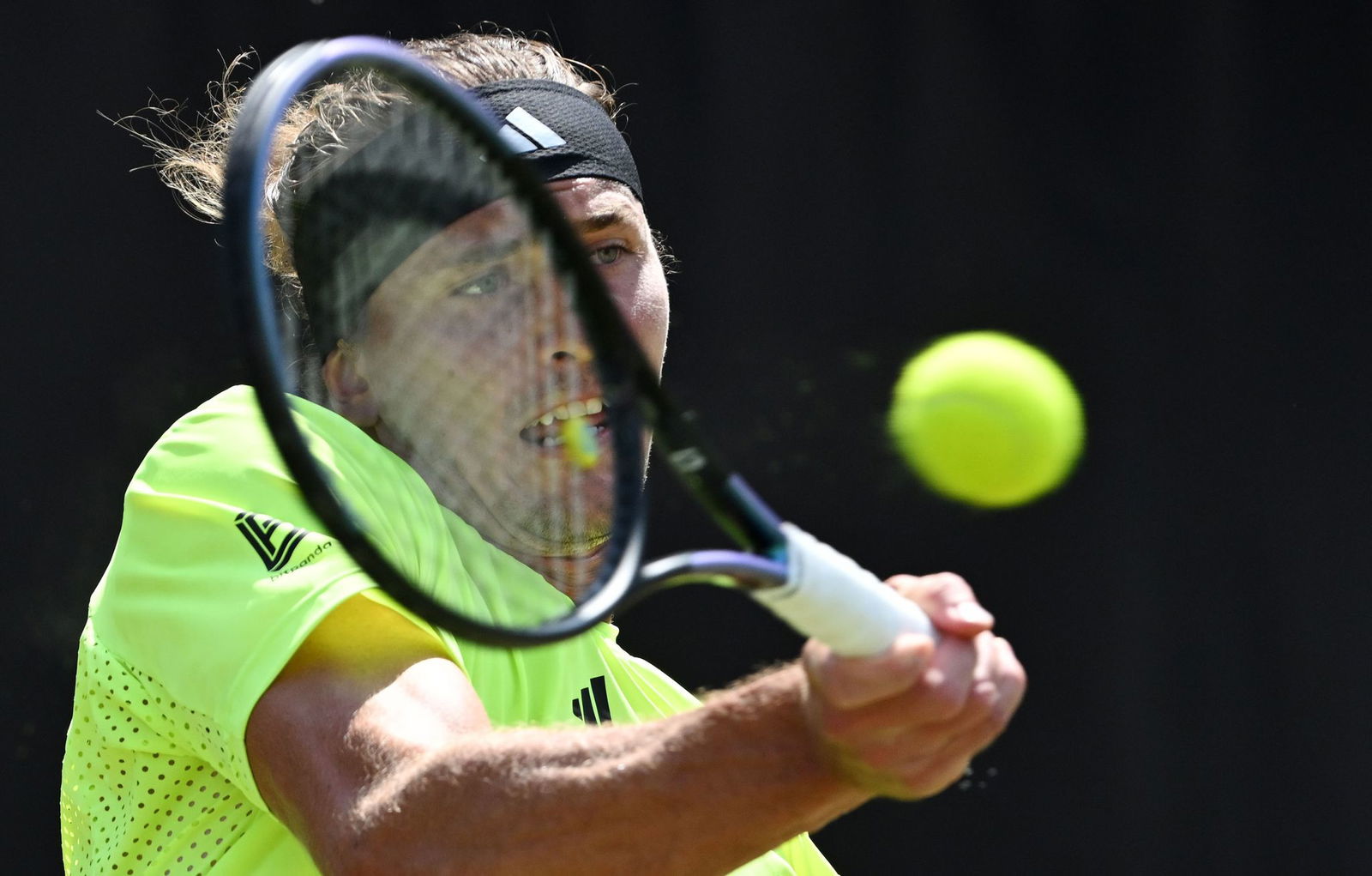 Alexander Zverev bleibt in Stuttgart ohne Satzverlust.