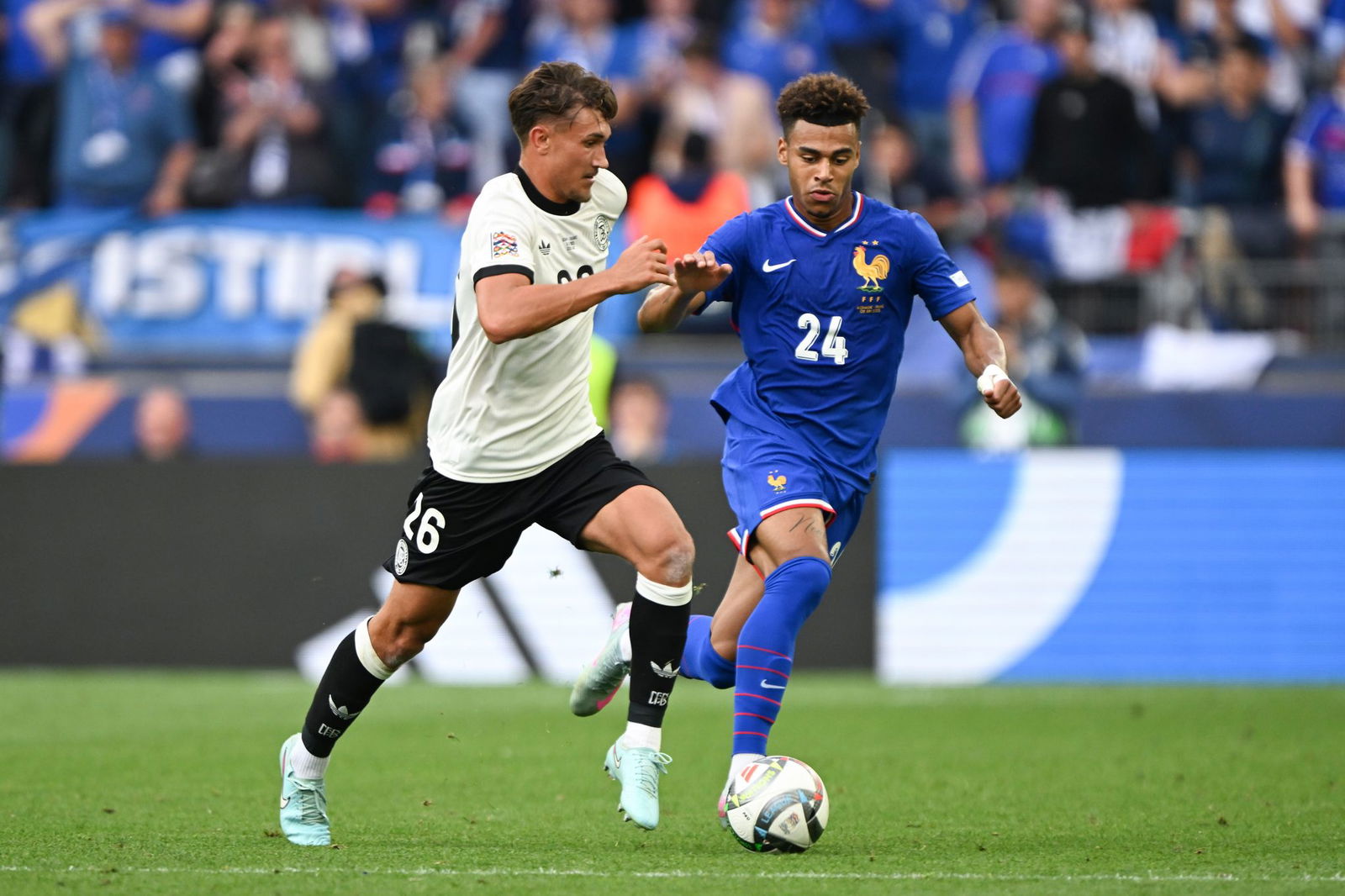 Behauptete sich gegen Champions-League-Sieger Desire Doue: Tom Bischof