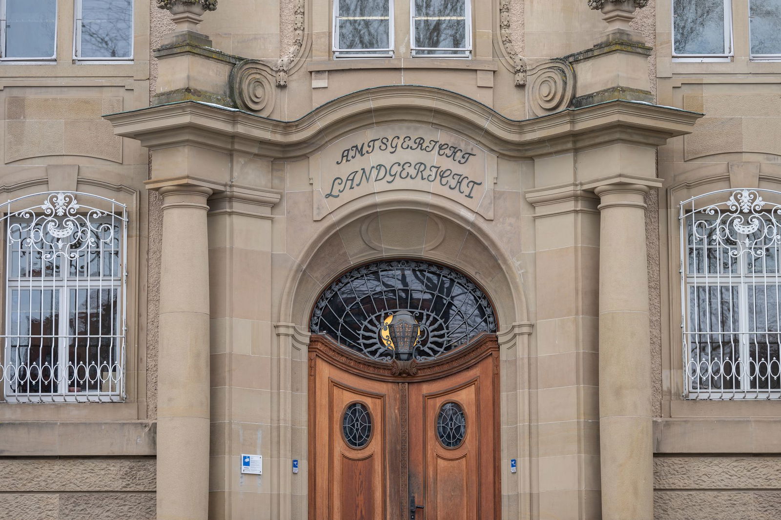 Nach dem Schuss auf einen Zwölfjährigen in einem Wohnhaus startet Mitte Juni der Prozess in Rottweil. (Archivbild) 