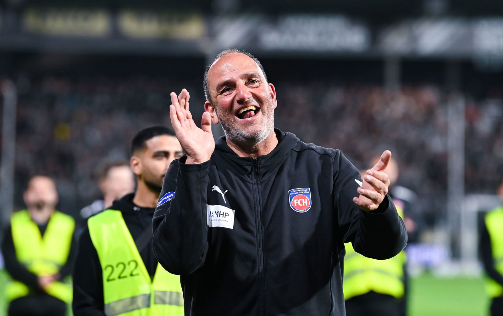 Der 1. FC Heidenheim um Trainer Frank Schmidt startet am 1. Juli in die Saisonvorbereitung.