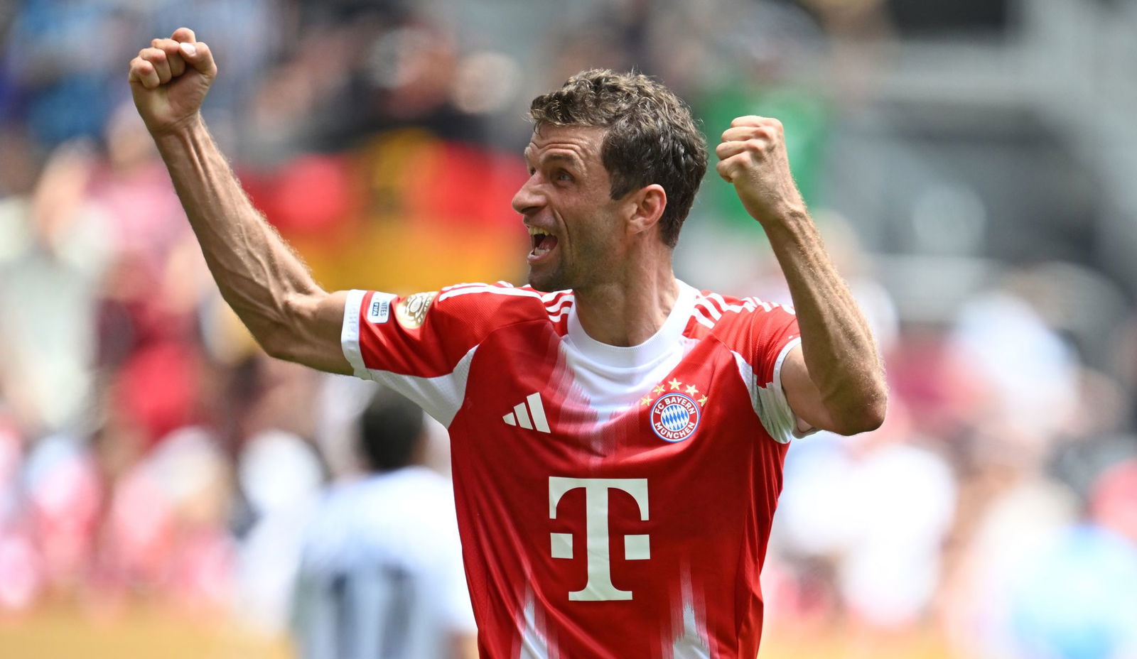 Thomas Müllers Jubel nach dem 250. Pflichtspieltor als Bayern-Profi.