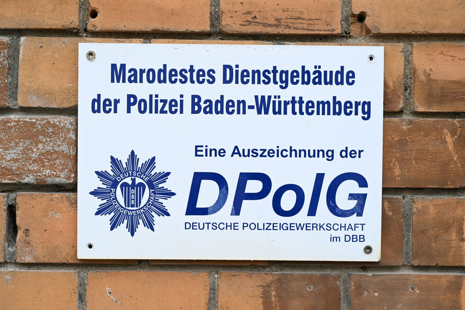Zuletzt wurde die unrühmliche Auszeichnung 2010 an das Polizeirevier Ravensburg verliehen. Ein Jahrzehnt später war es saniert. (Archivbild)