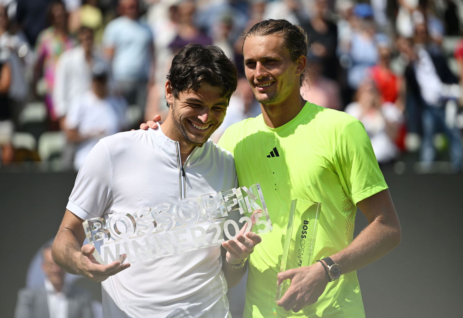 Alexander Zverev sieht sich auf einem guten Weg in seiner Wimbledon-Vorbereitung.