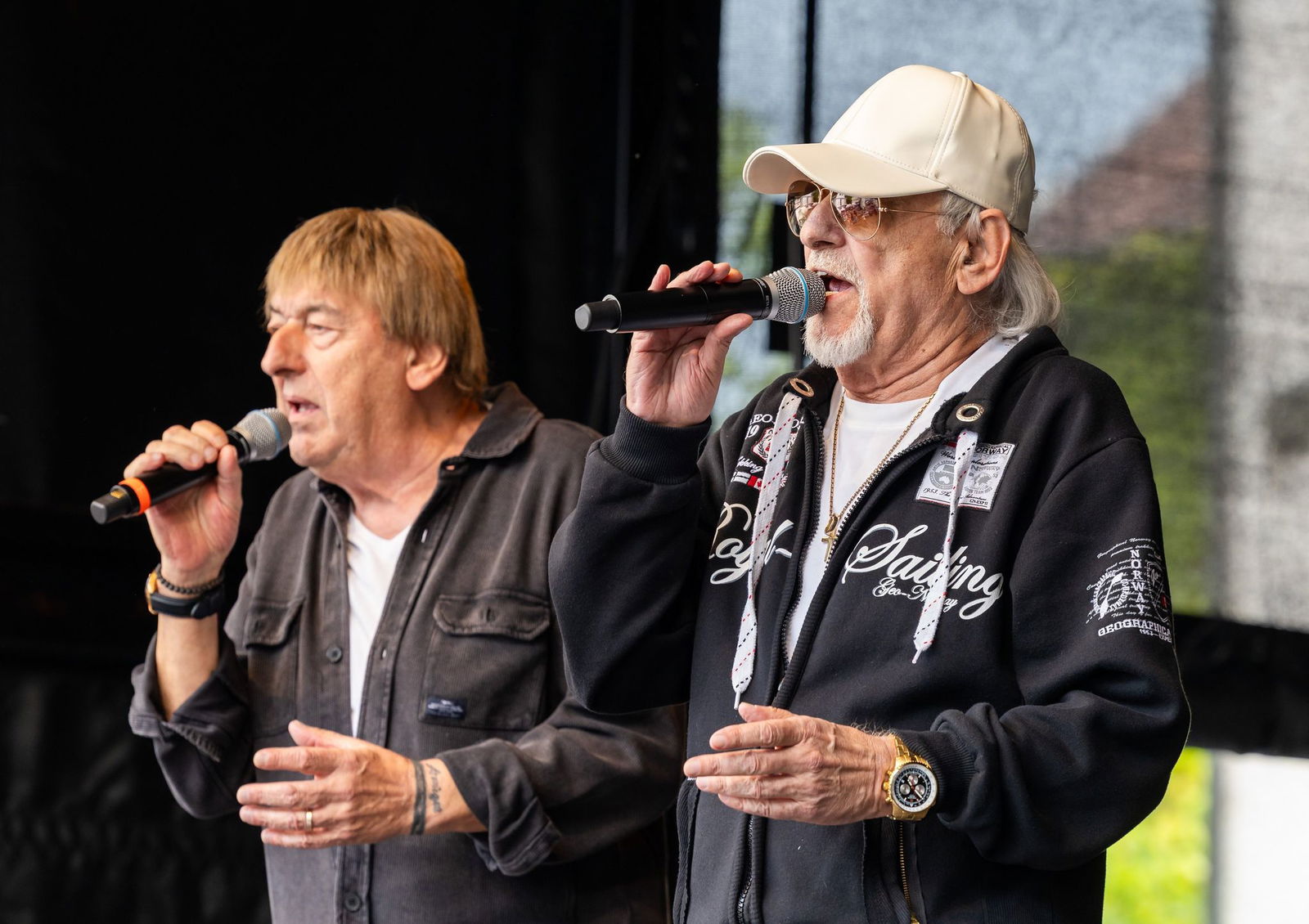 Sie sind als Schlagerstars viel unterwegs - doch Stress ist ein Fremdwort für die Amigos. (Foto Archiv)