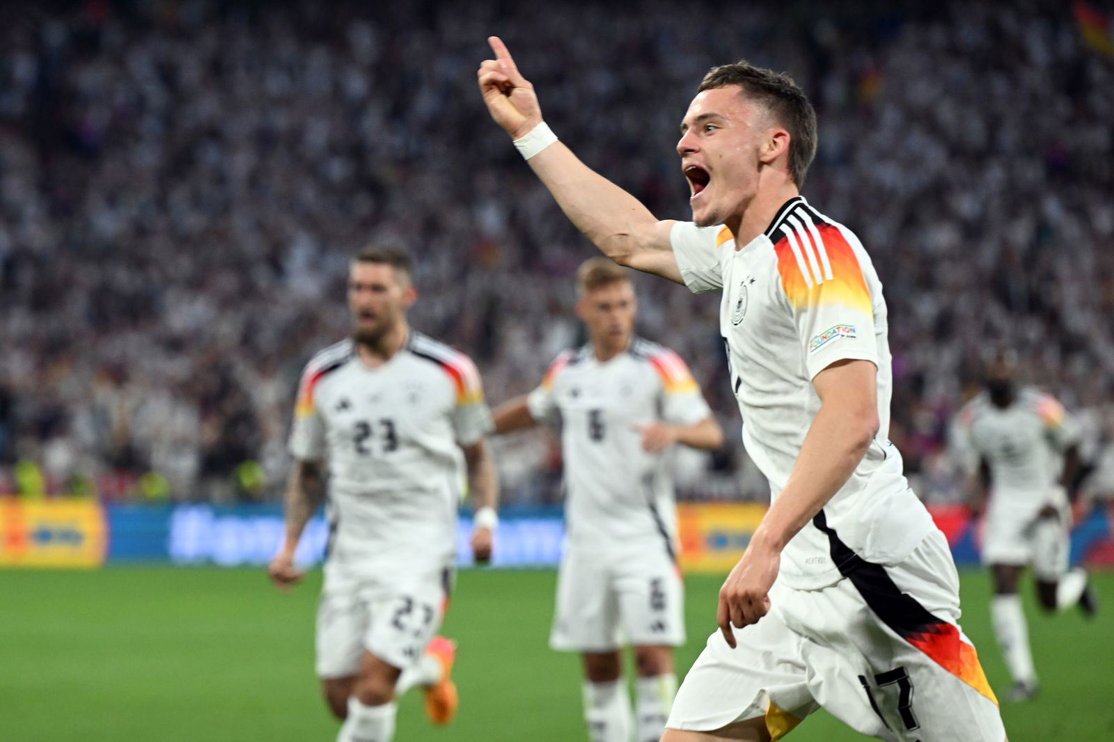 Ein glücklicher München-Moment. Wirtz jubelt nach seinem EM-Premierentor. 