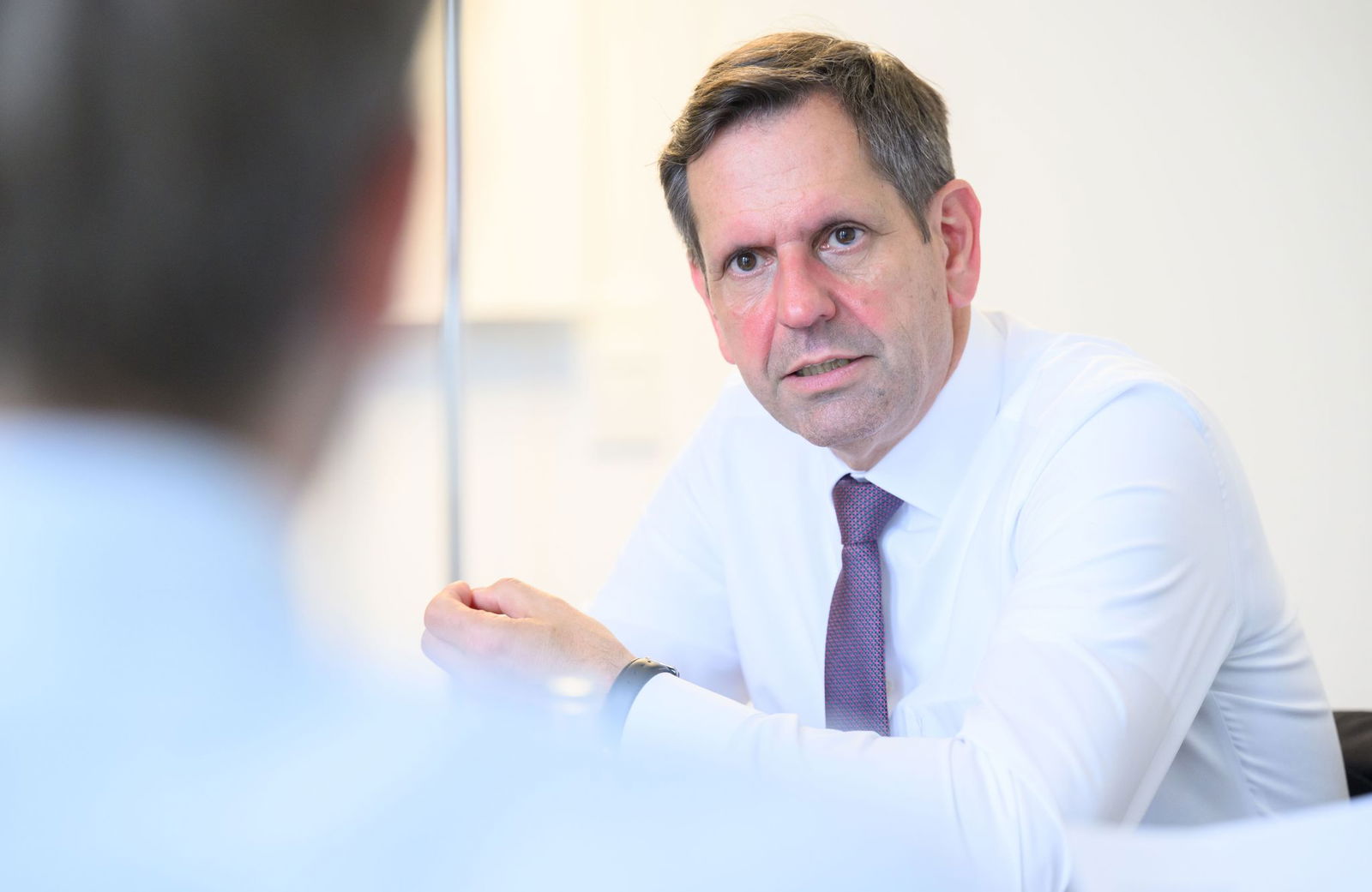 Niedersachsens neuer Ministerpräsident Olaf Lies will die geplanten Investitionen möglichst schnell sichtbar machen.