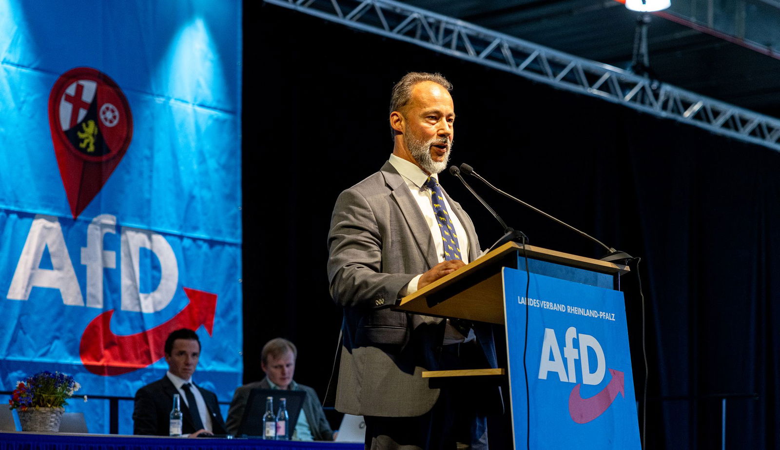 Der rheinland-pfälzische AfD-Parteichef und Spitzenkandidat Jan Bollinger will nach der Landtagswahl im März regieren. 