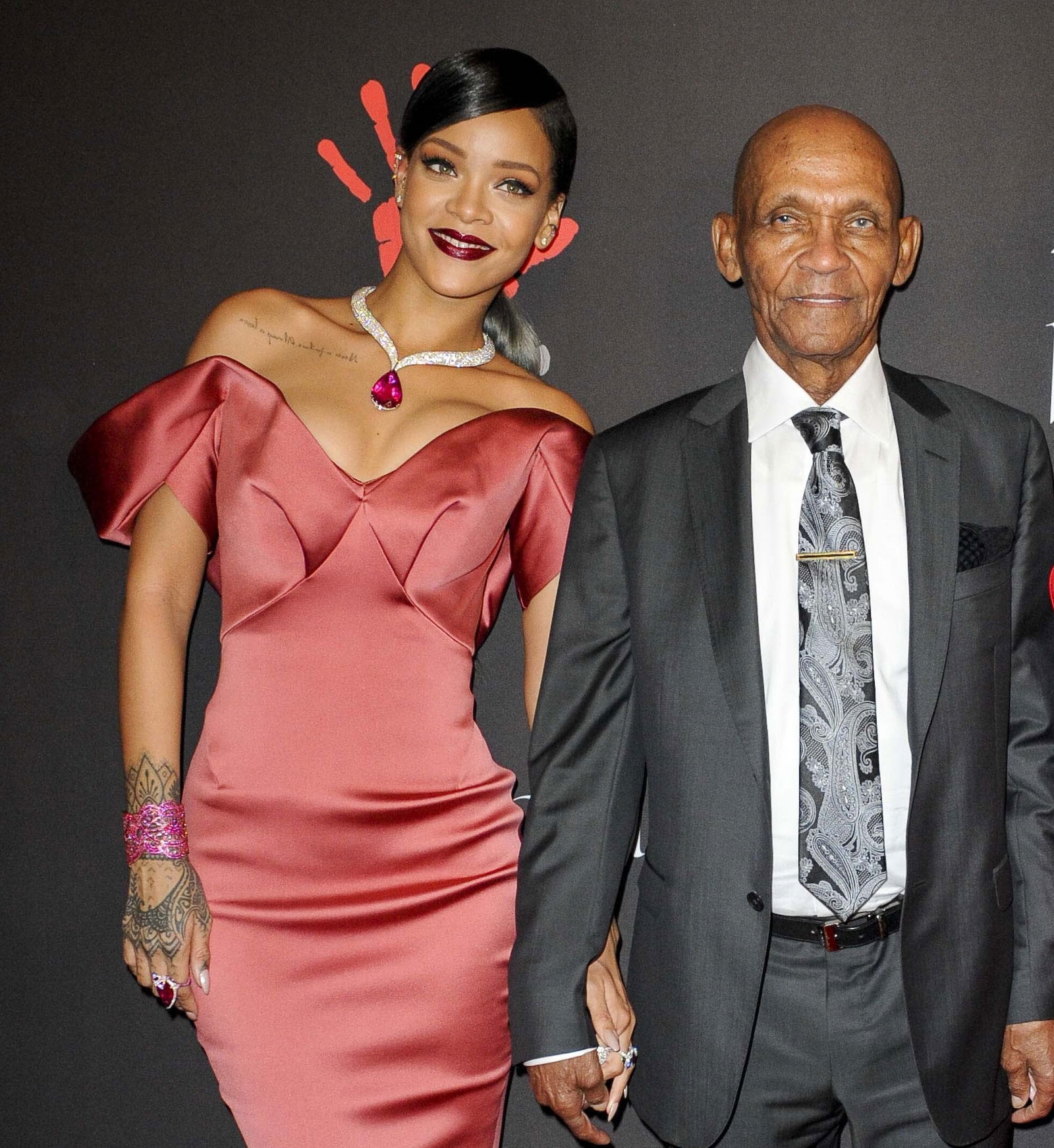 Rihanna x Vater
