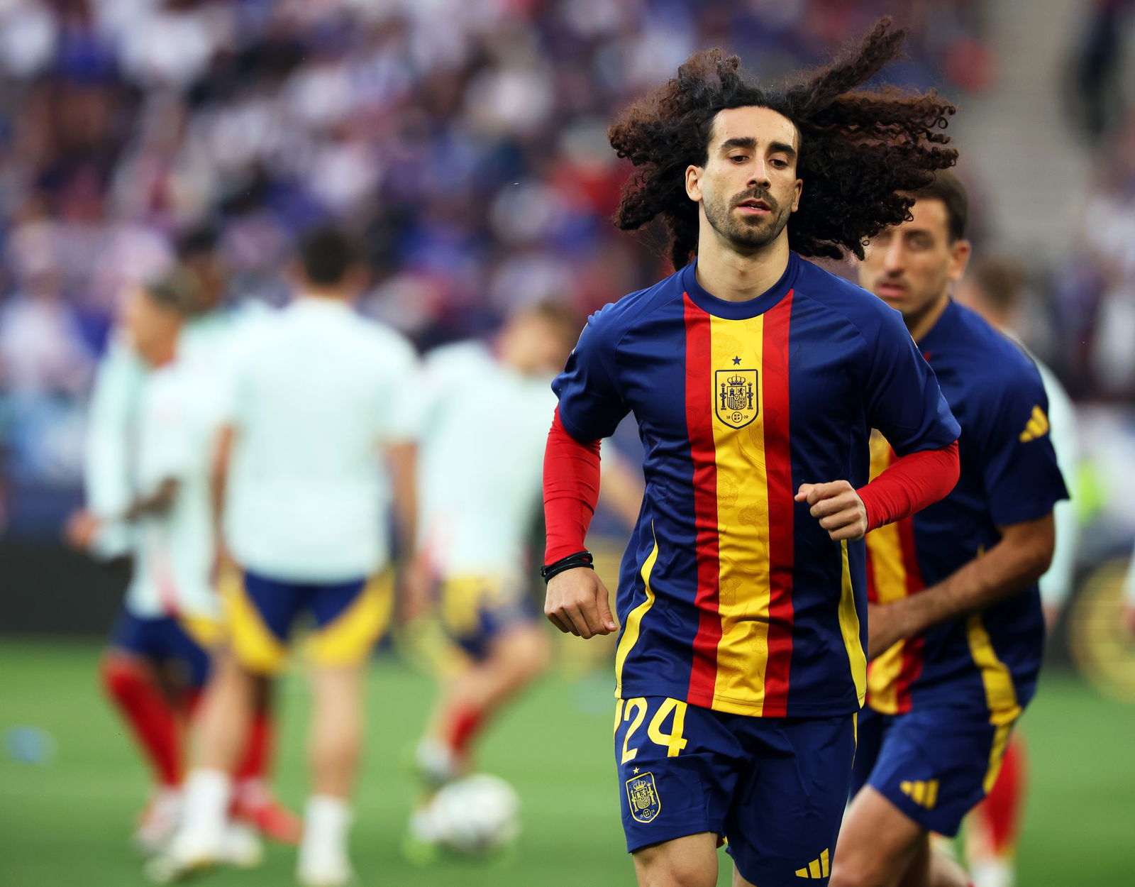 Marc Cucurella ist in Stuttgart ausgepfiffen worden.