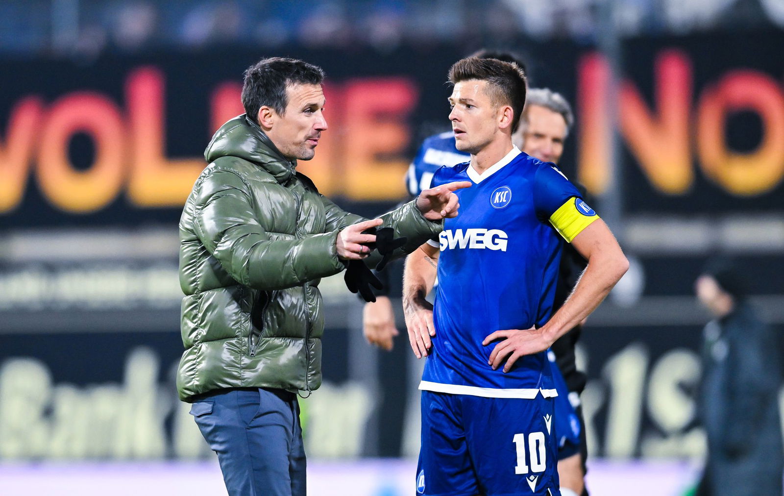 Halten eine Menge voneinander: Trainer Christian Eichner und Marvin Wanitzek.