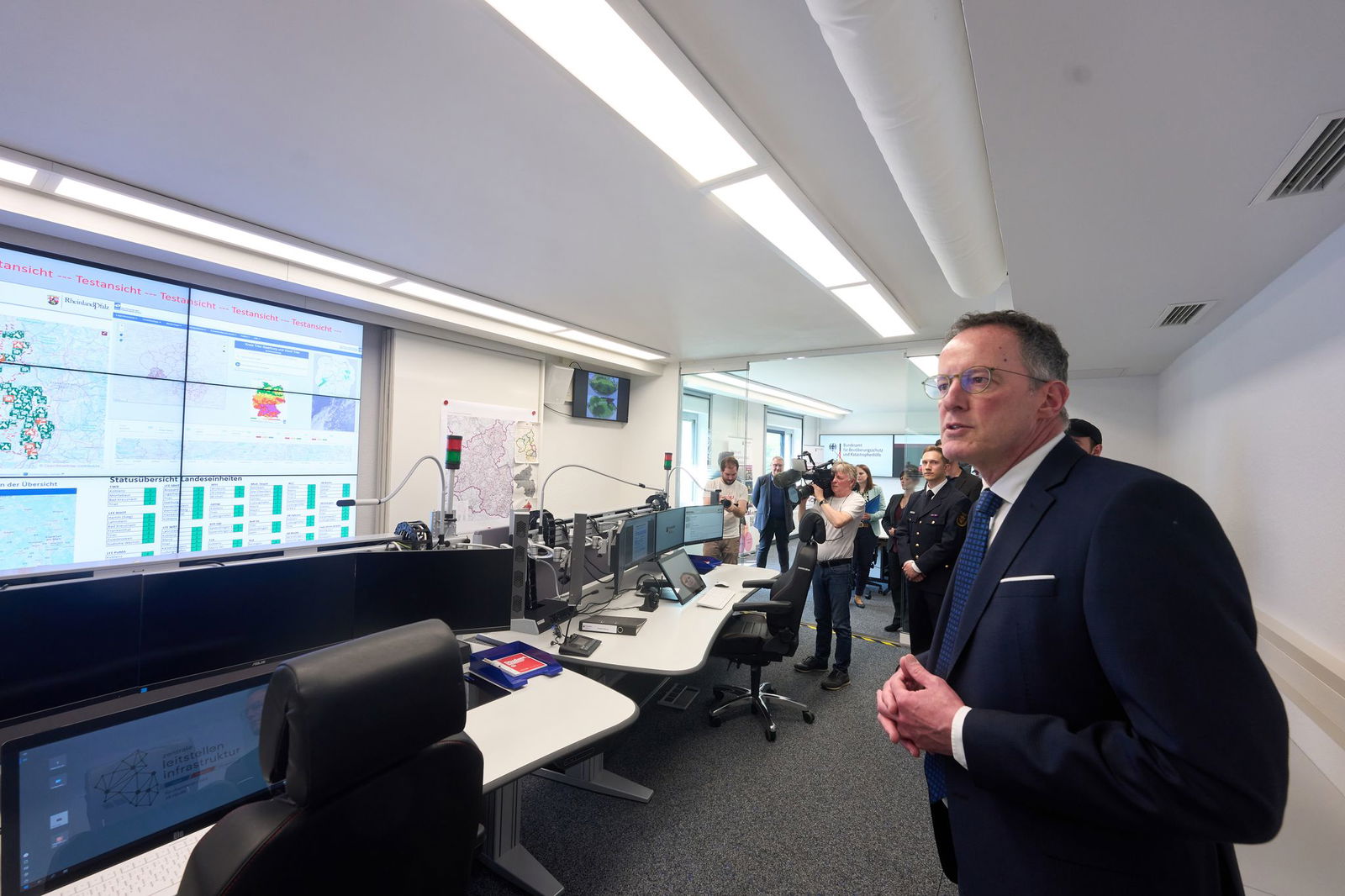 Innenminister Michael Ebling freut sich über den Dauerbetrieb. (Archivbild)