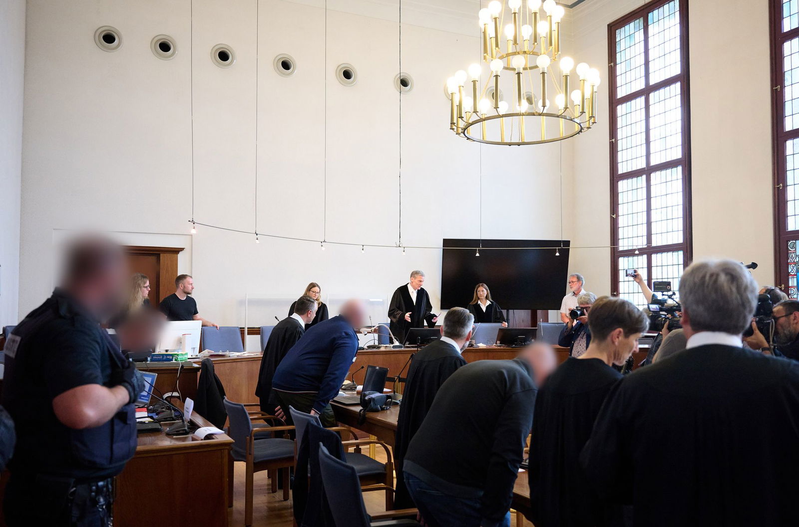 Für den Prozess sind Verhandlungstage bis September angesetzt.