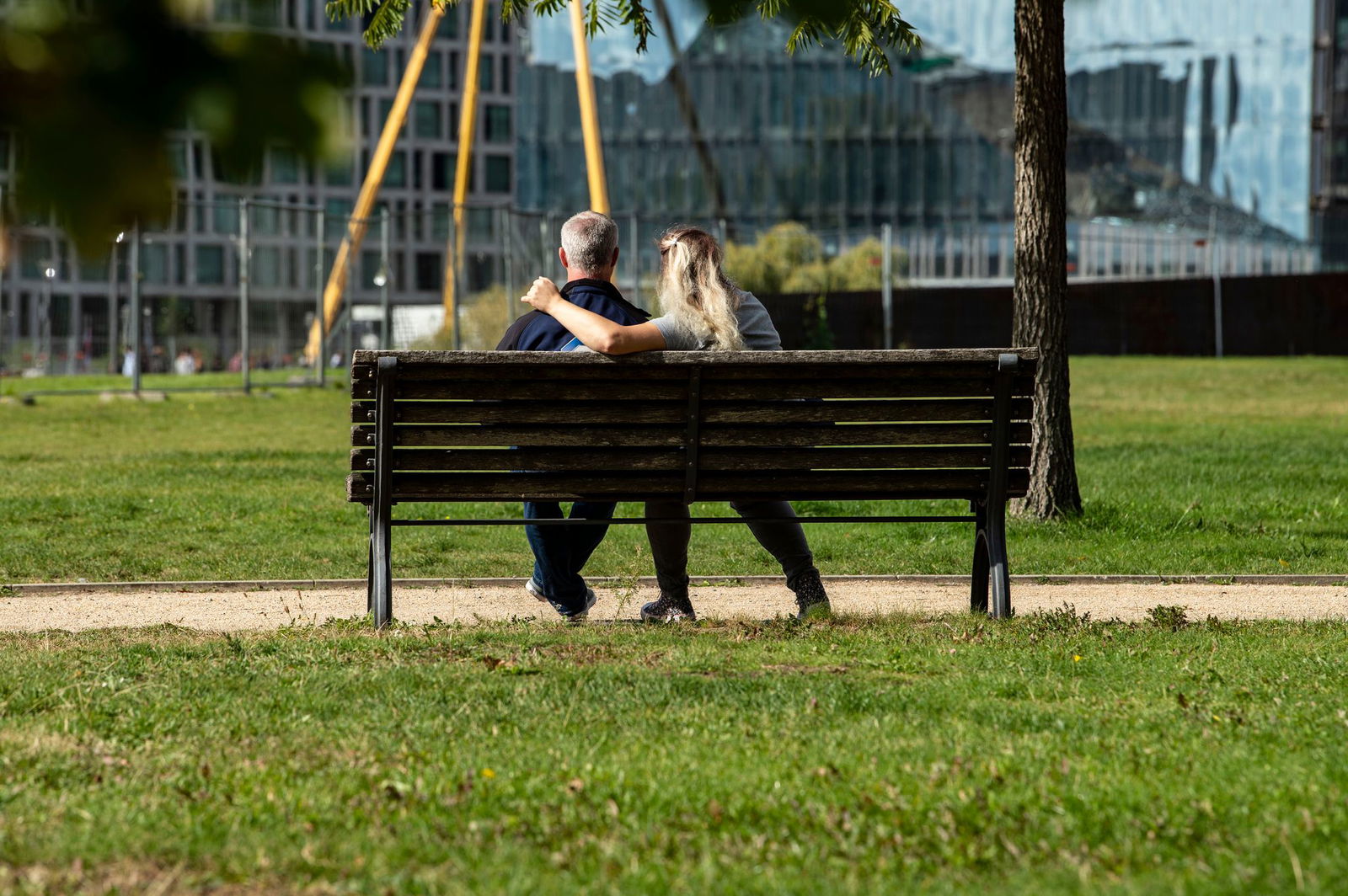 Die Zufriedenheit in Beziehungen kann teils binnen kurzer Zeit stark schwanken. Das ist ein zentrales Ergebnis einer psychologischen Studie unter Federführung der Uni Mainz. (Symbolfoto)