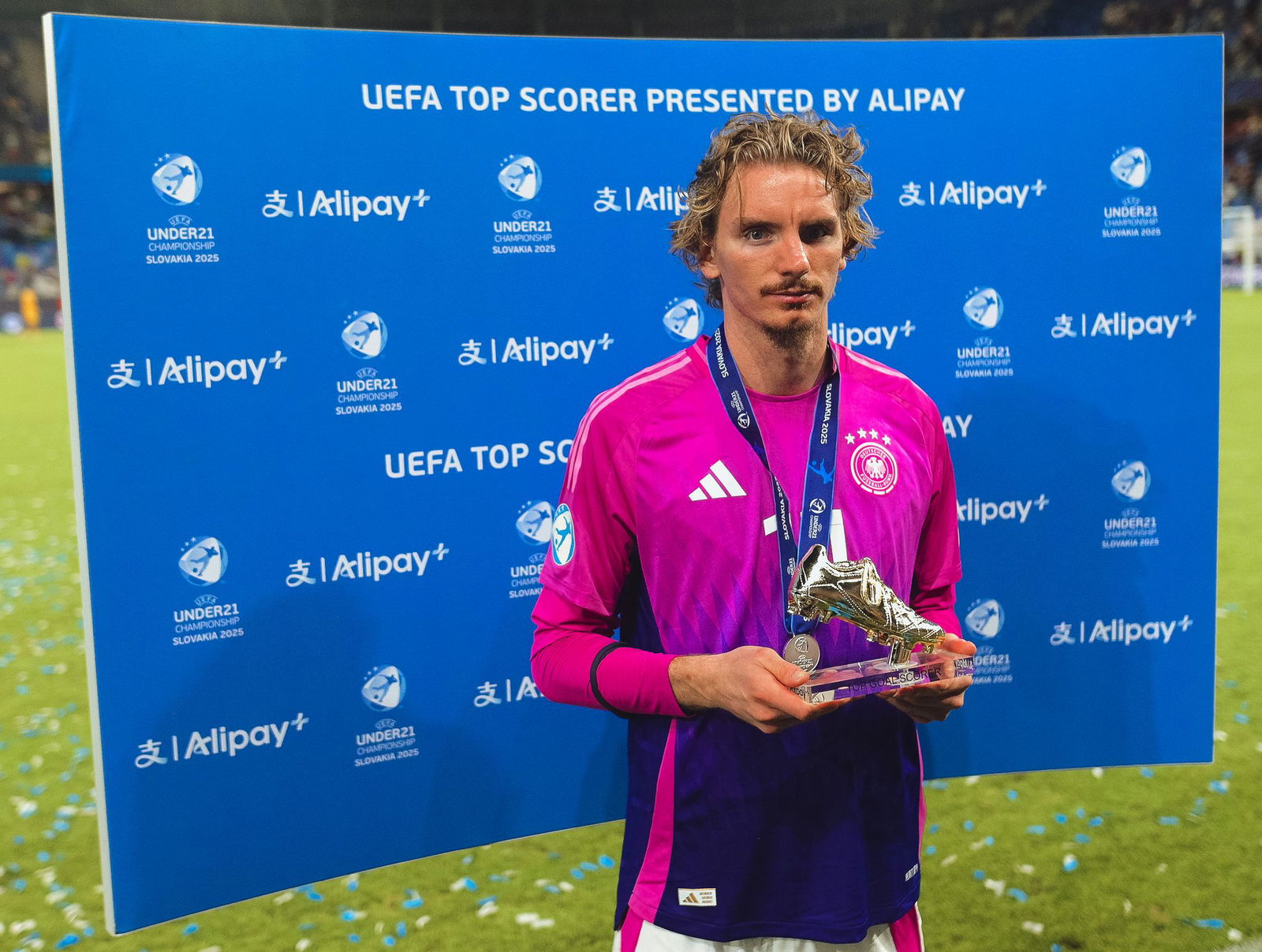 Der Titel des Torschützenkönigs macht Nick Woltemade nicht glücklich.