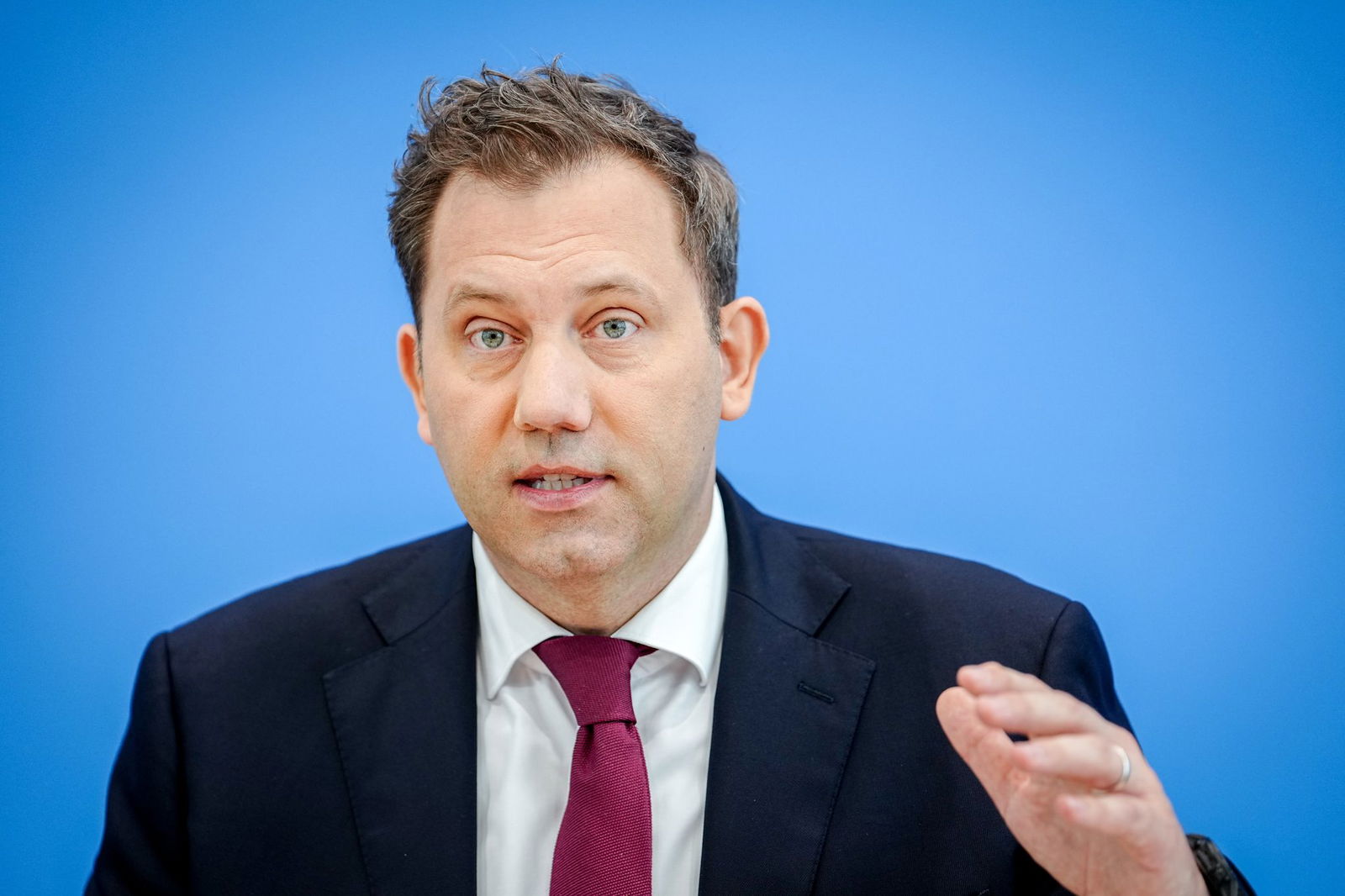 Klingbeil präsentierte seinen Haushaltsentwurf in Berlin.