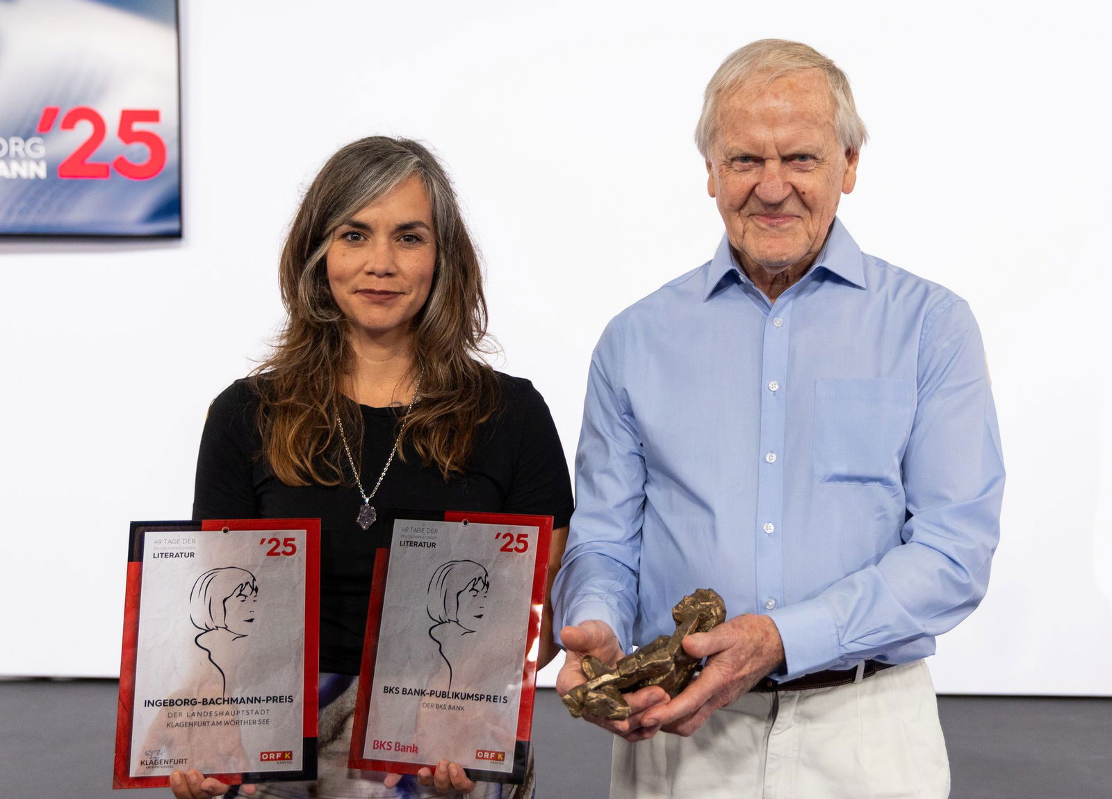 Gangl überzeugte Jury und Leser. Dafür erhielt sie den Hauptpreis und den Publikumspreis.