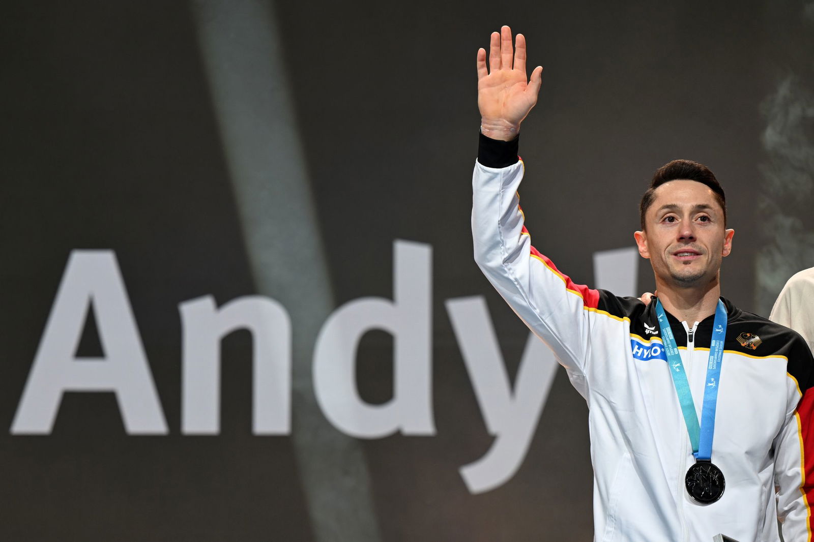 Andreas Toba sagt tschüss.