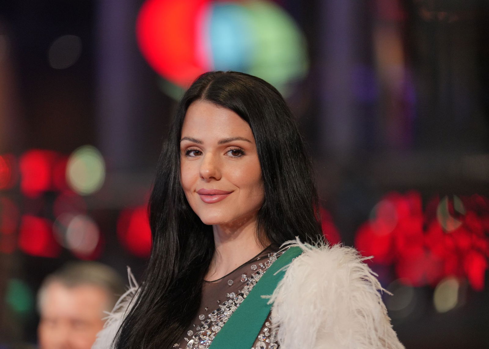 Die Schauspielerin Ruby O. Fee möchte sich für ihre Weiblichkeit nicht verstecken. (Archivbild)