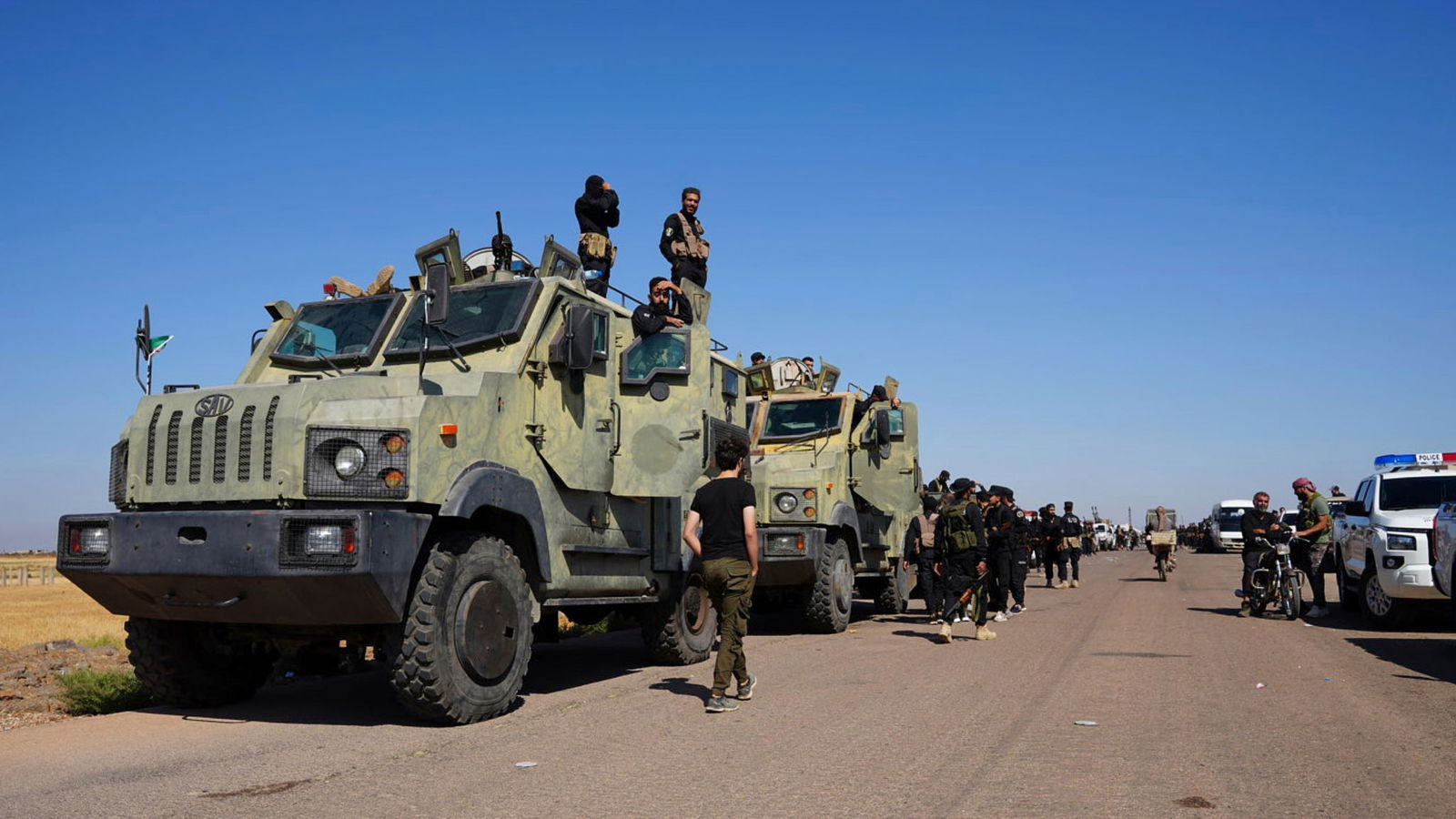 Das Verteidigungsministerium schickte Militäreinheiten, um die Gewalt zu beenden. 