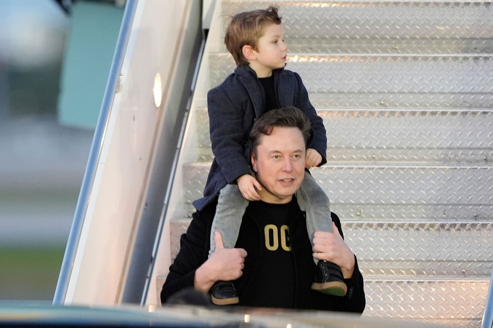 Tech-Milliardär Elon Musk mit seinem Sohn X Æ A-Xii, genannt «Little X». (Archivbild)