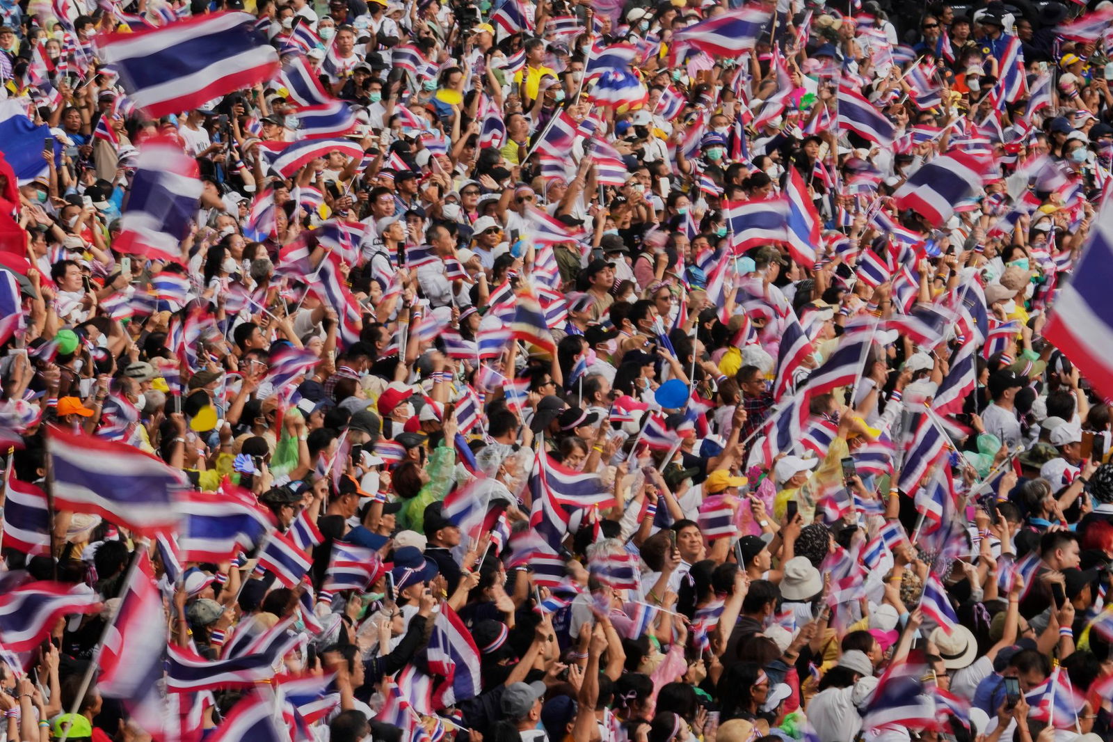 Tausende hatten am Wochenende den Rücktritt der Regierungschefin gefordert. (Archivbild)