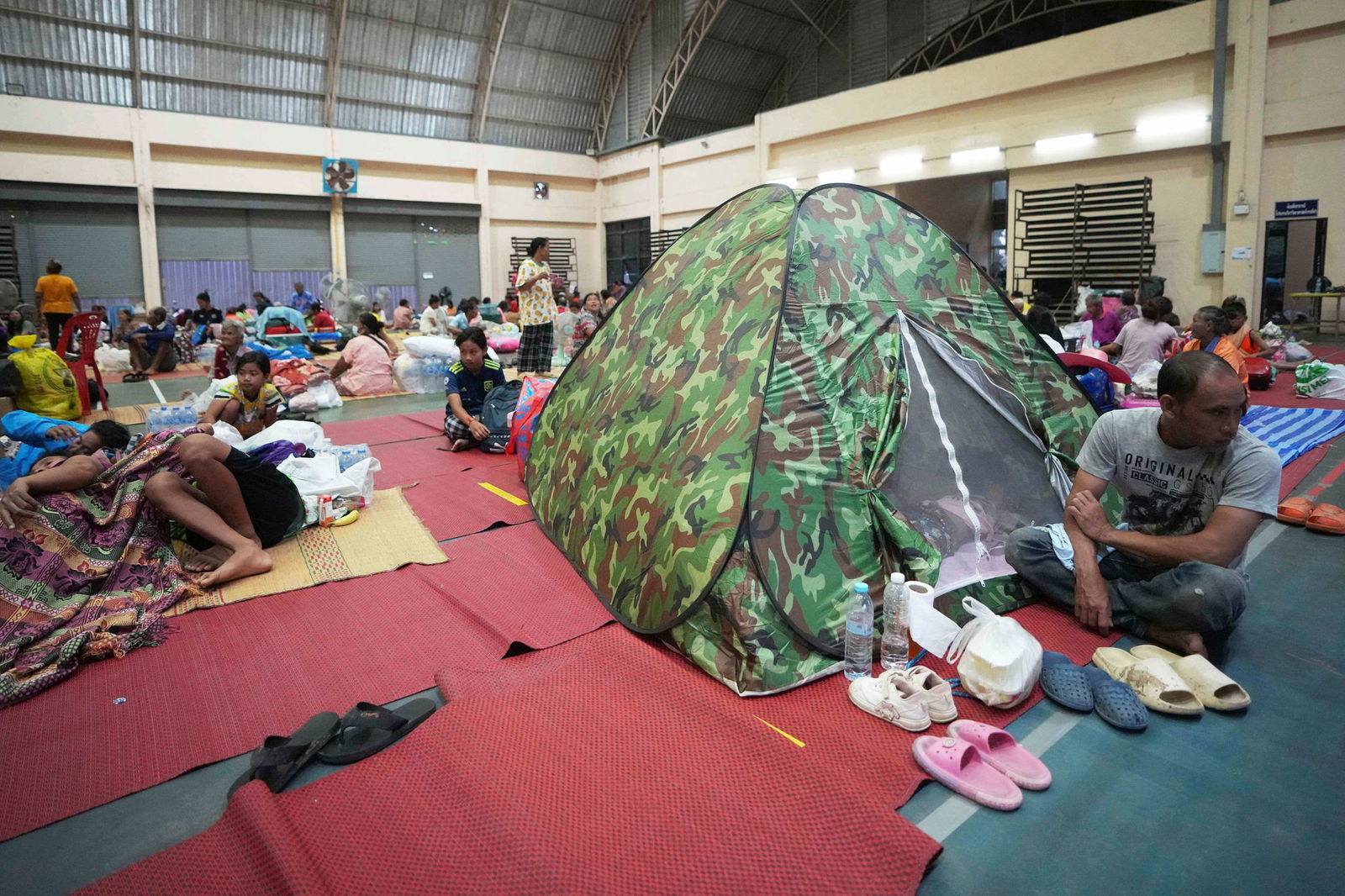 Mehr als 100.000 Menschen wurden in Thailand in Sicherheit gebracht.
