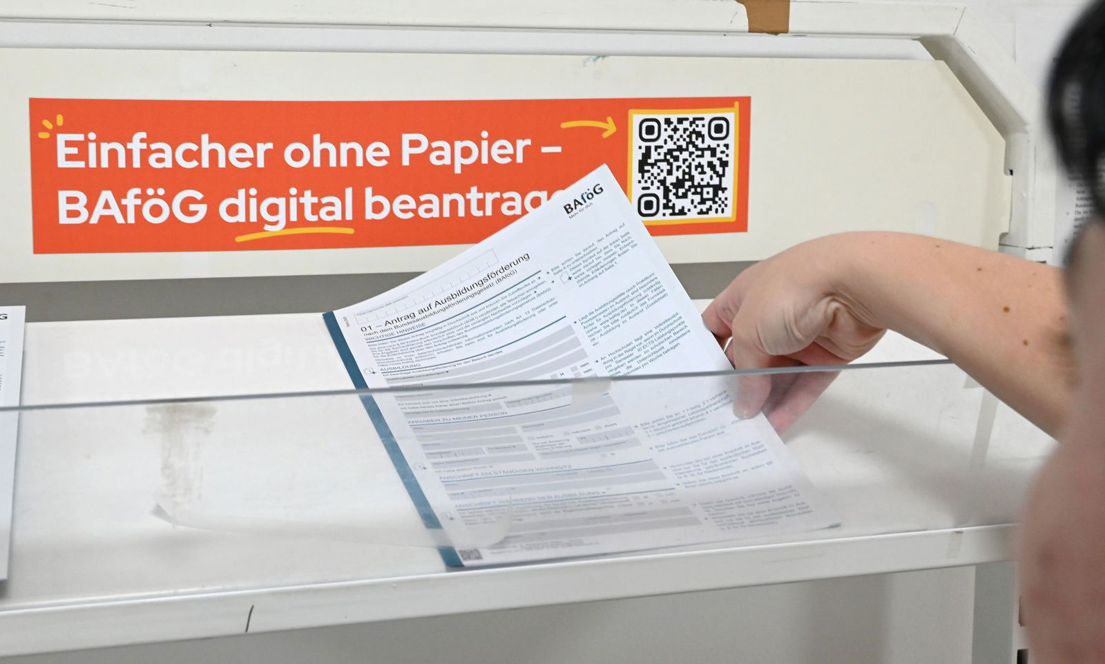 Immer mehr Studierende sind laut rheinland-pfälzische Wissenschaftsministerium trotz staatlicher Unterstützung wie dem Bafög mit prekären finanziellen Verhältnissen konfrontiert. (Symbolbild)