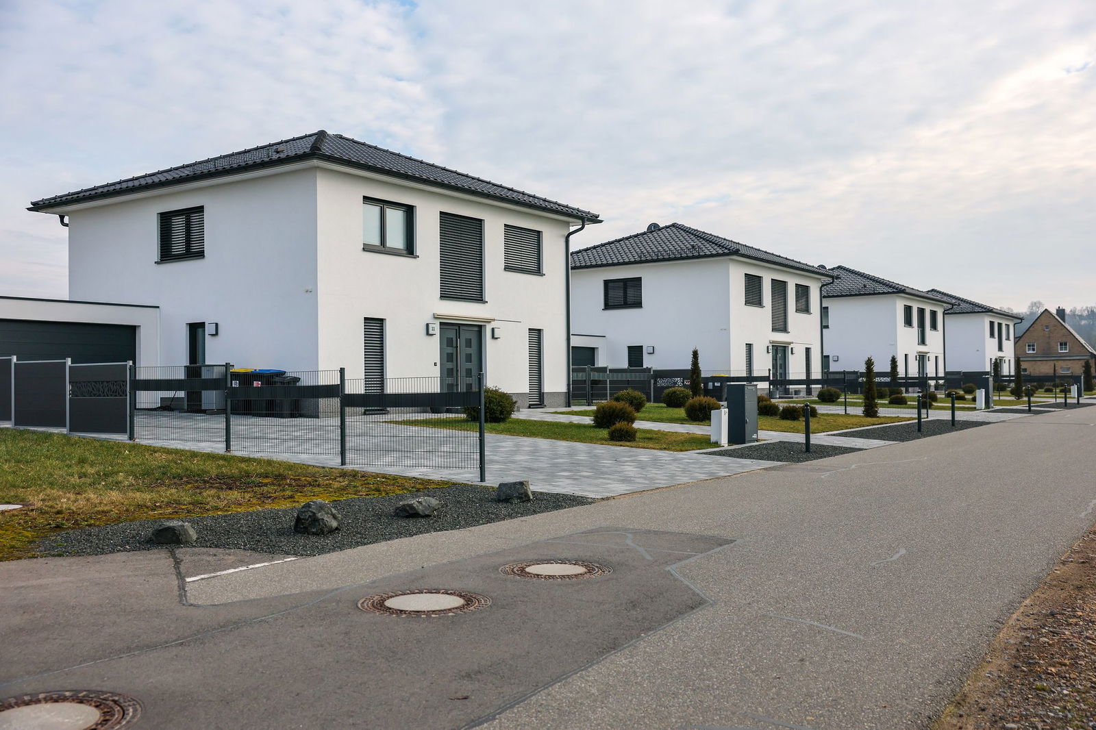 Im Südwesten des Landes sind die Rahmenbedingungen für Hauskäufer deutlich vorteilhafter als etwa in Mainz. (Archivfoto)