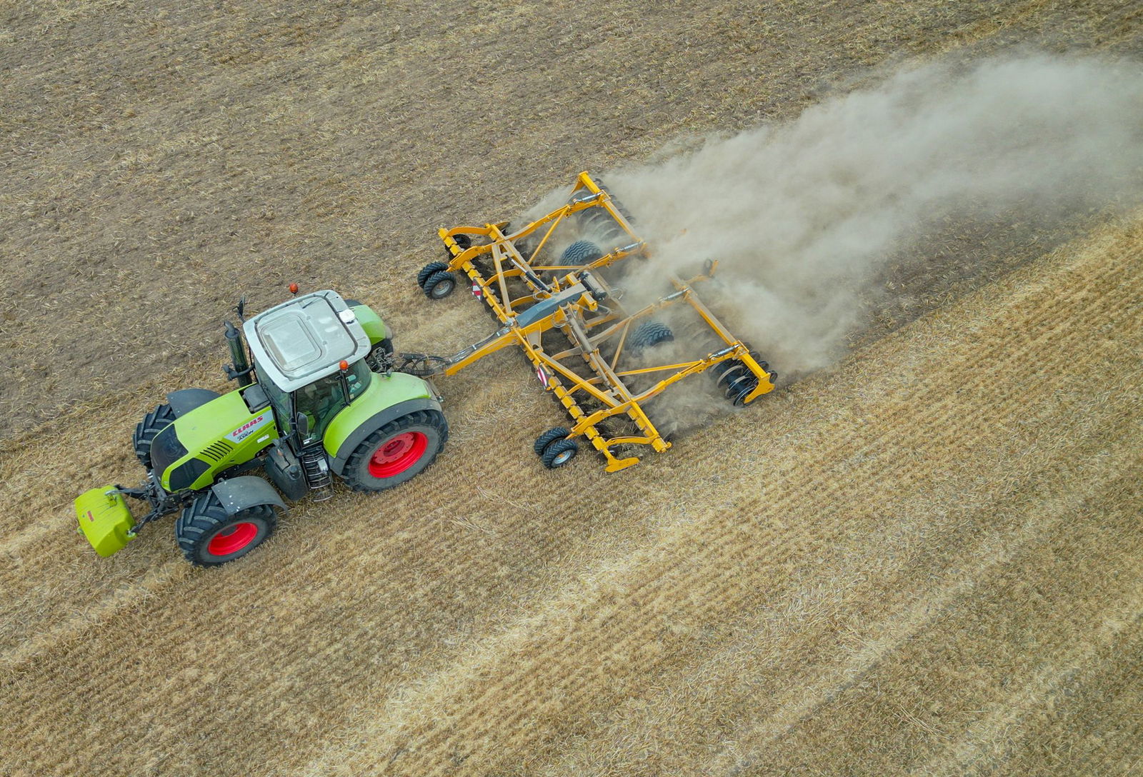 Welche Auswirkungen hat das Wetter mit zuerst viel Regen und dann anhaltender Trockenheit für die Ernte? (Archivbild)